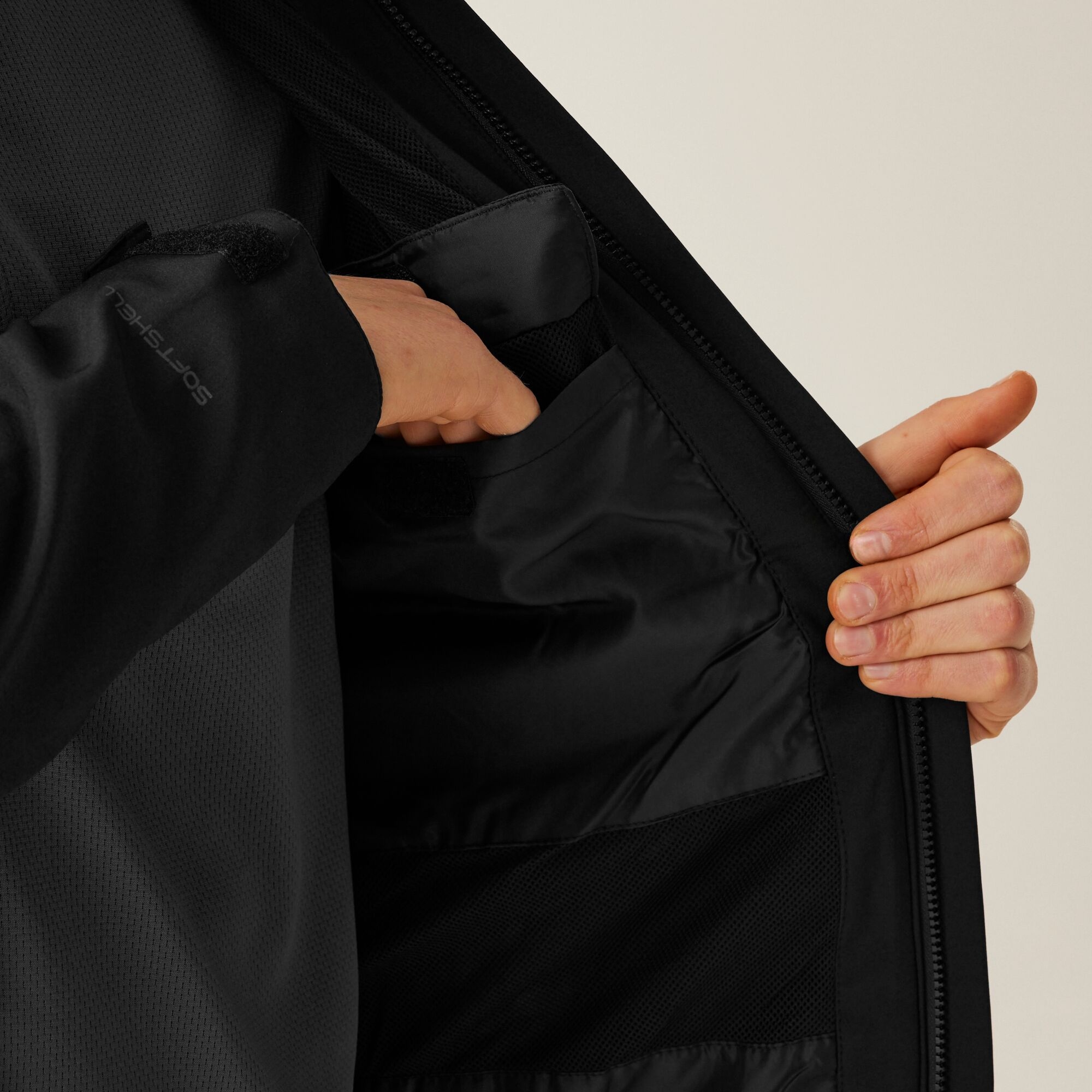 Men's Repeller Lined Softshell Hooded Jacket | Black