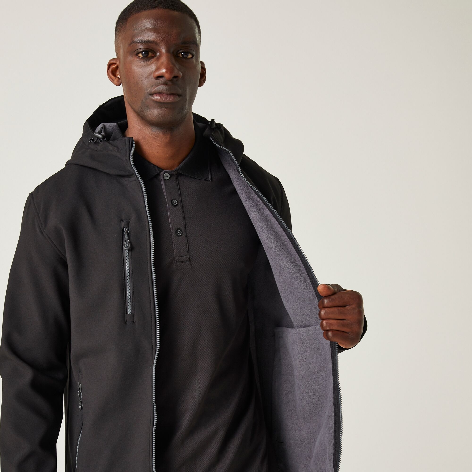 Men's Navigate 2 Layer Hooded Softshell Jacket | Black Seal Grey