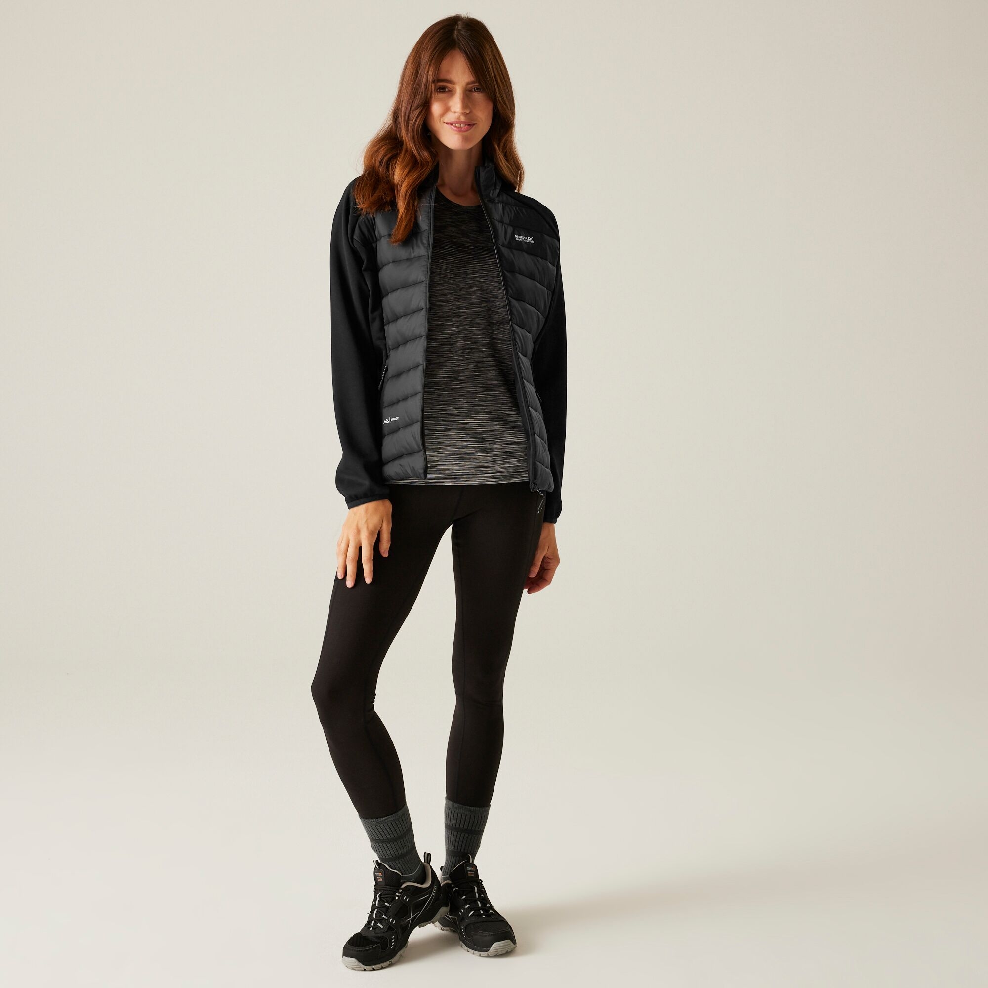 Women's Clumber V Hybrid Jacket | Black