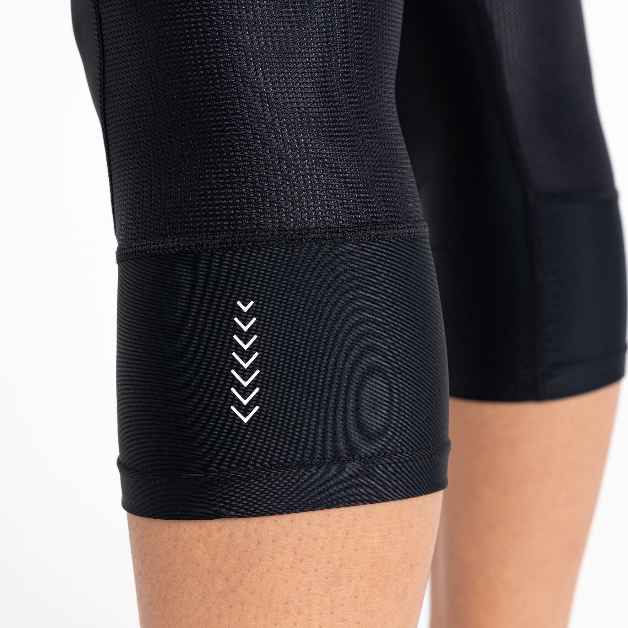 Women's Worldly Gel Cycling Capri | Black