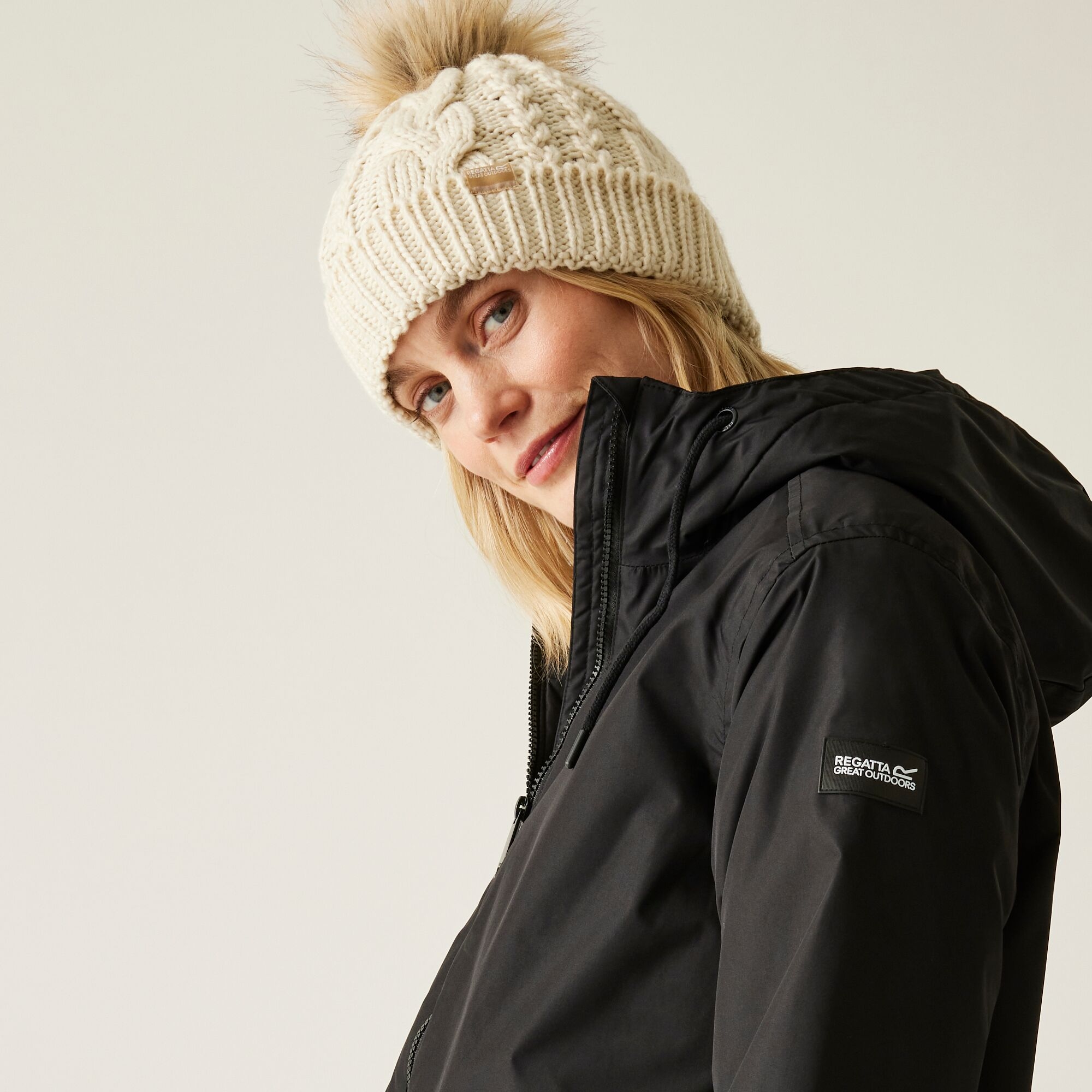 Women's Broadia Waterproof Jacket | Black