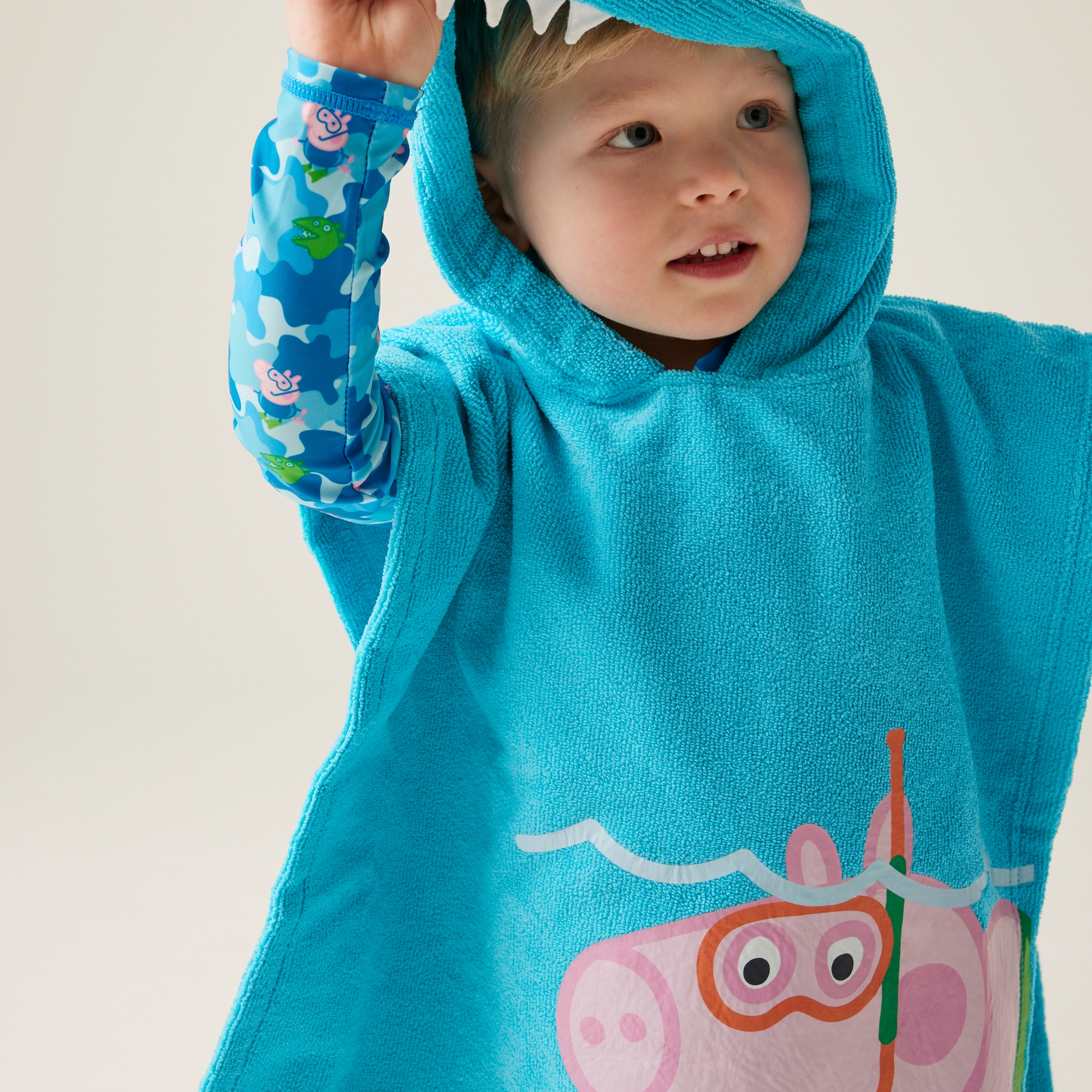 Kids' Peppa Pig Hooded Beach Towel | Atoll Blue