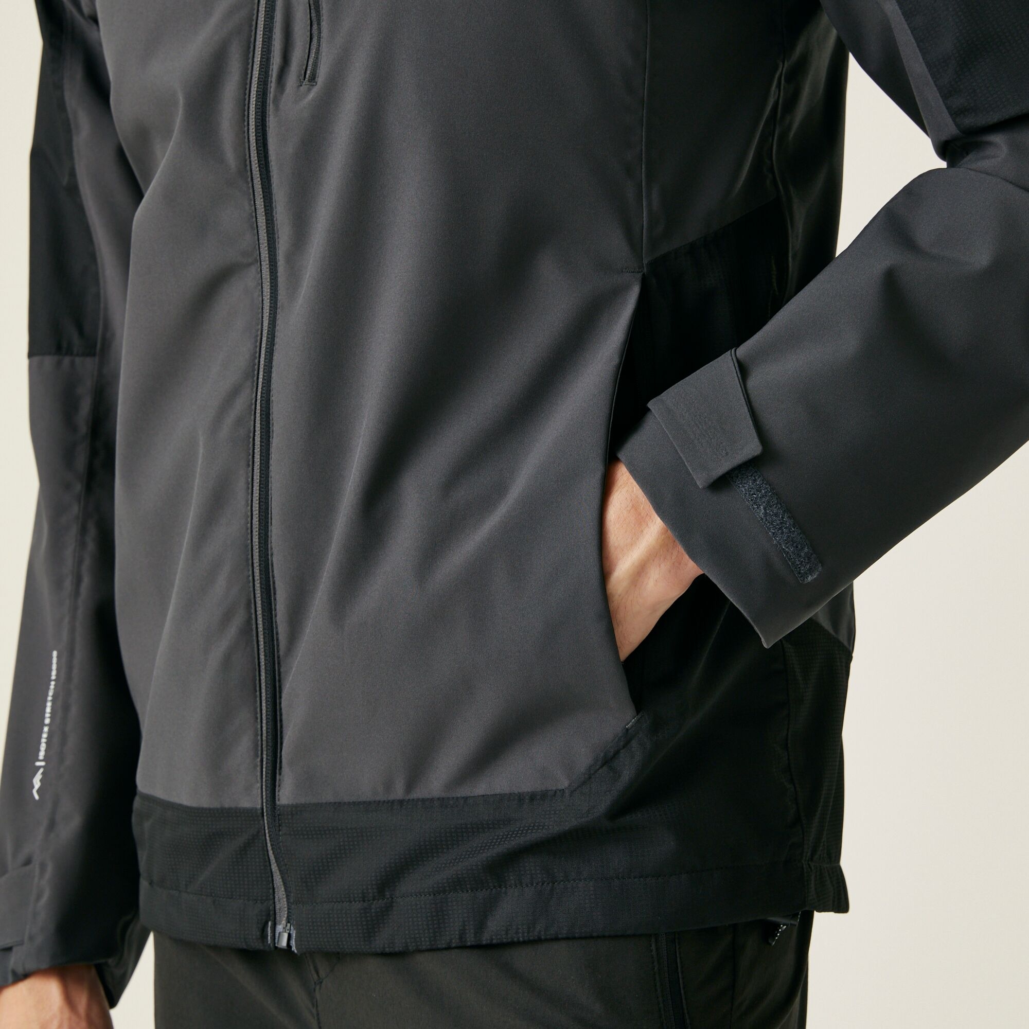 Men's Highton IV Stretch Waterproof Jacket | Ash Black