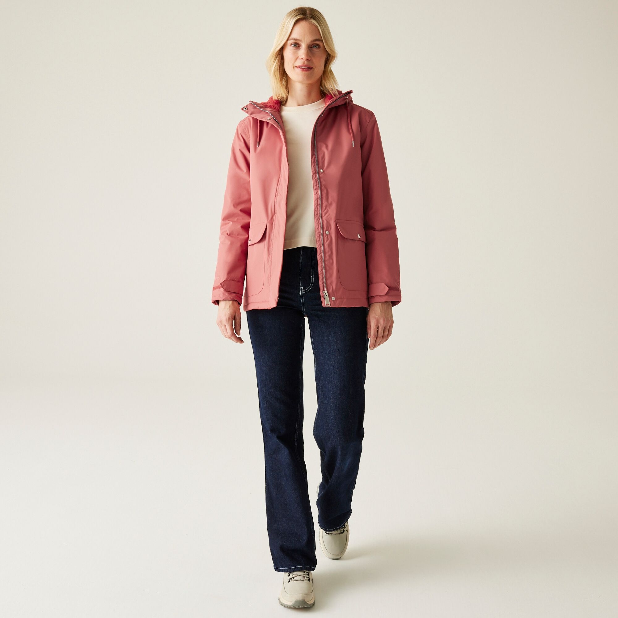 Women's Broadia Waterproof Jacket | Mineral Red
