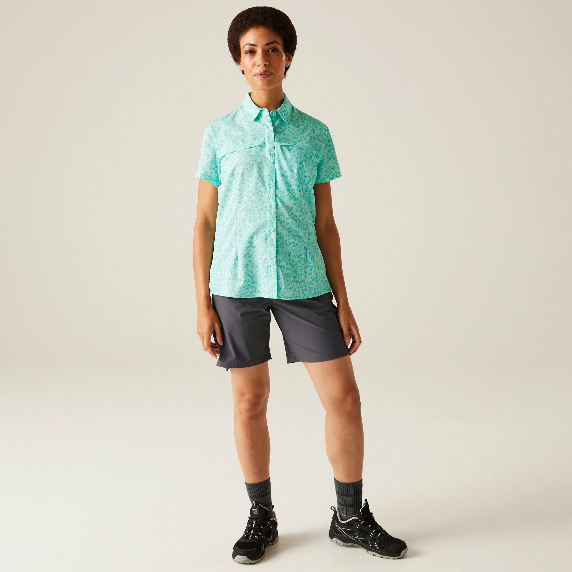 Women's Travel Packaway Short Sleeve Shirt | Icy Morn Meadow Print