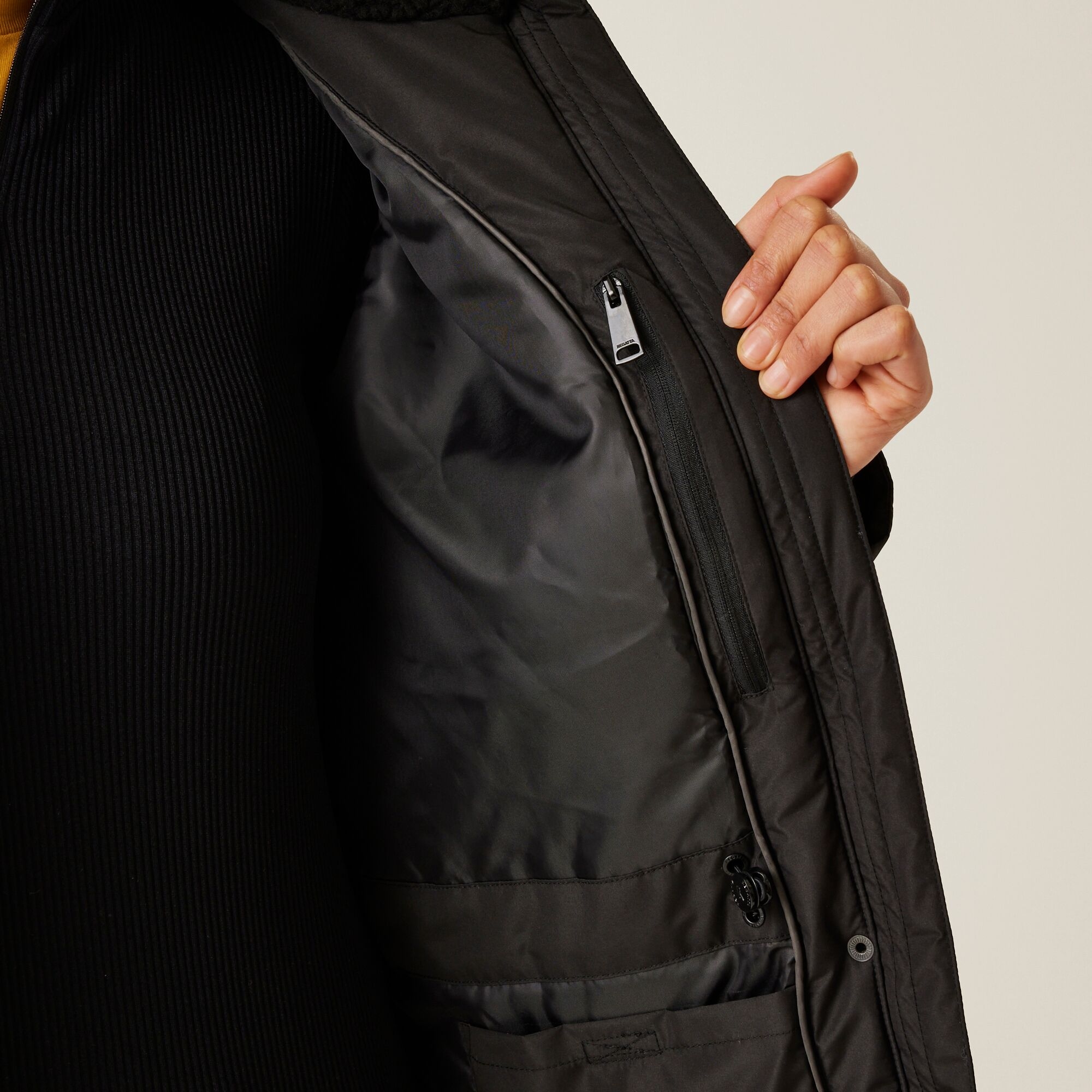 Women's Voltera Heated Jacket | Black