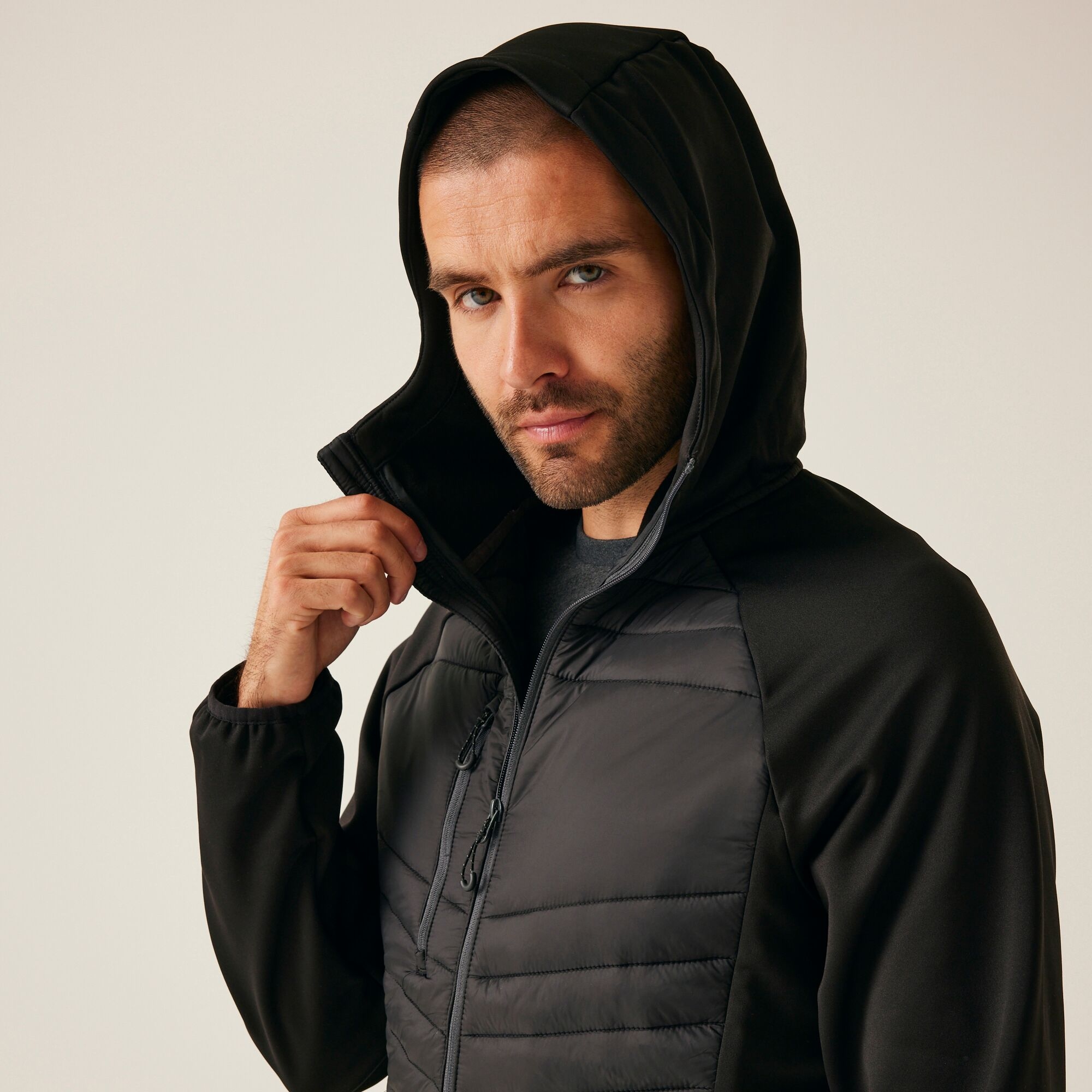 Men's Navigate Hybrid Jacket | Black Seal Grey