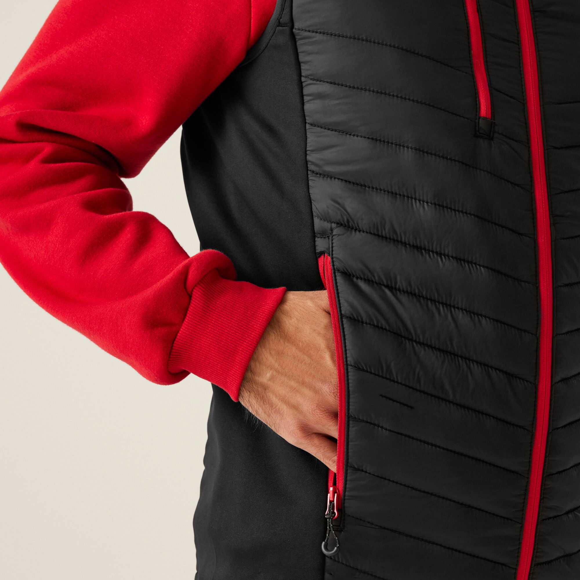 Men's Navigate Hybrid Bodywarmer | Black Classic Red