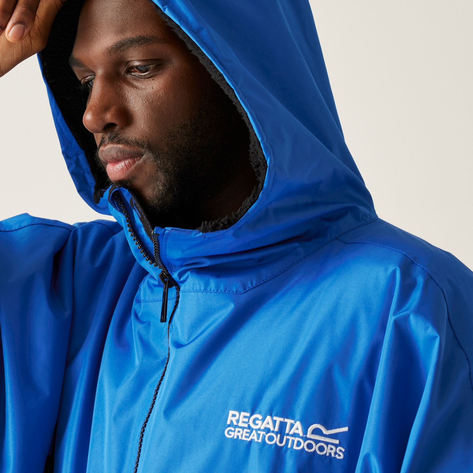 Adult's Waterproof Changing Robe | Oxford Blue