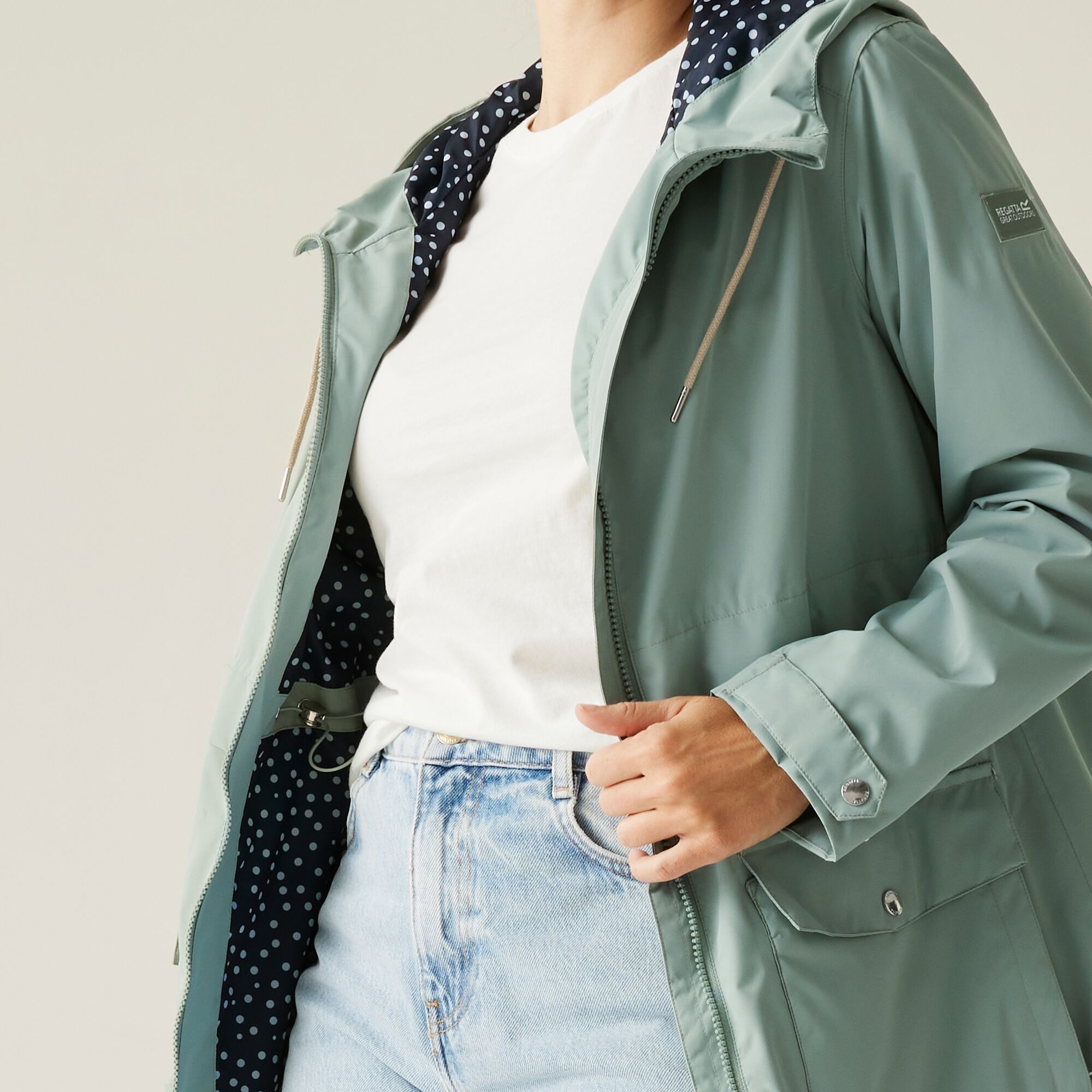 Women's Navaeh Waterproof Jacket | Glacier