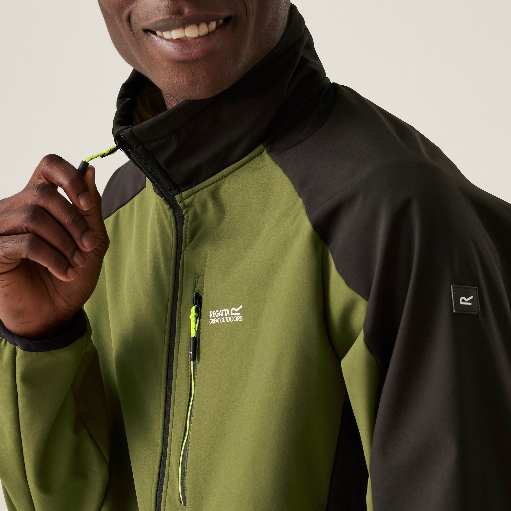 Men's Moutdale Softshell Jacket | Nephrite Green Black