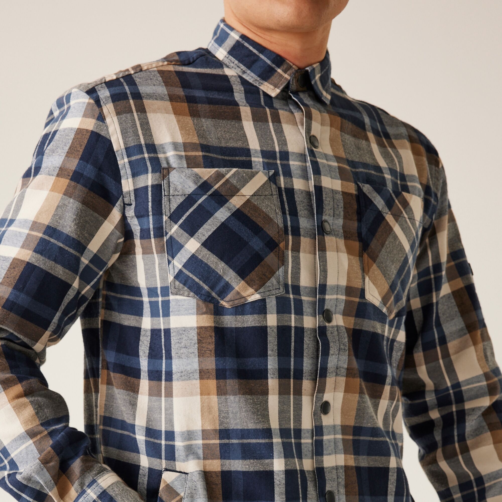Men's Thamos Long Sleeved Checked Shirt | Navy Gold Sand Check