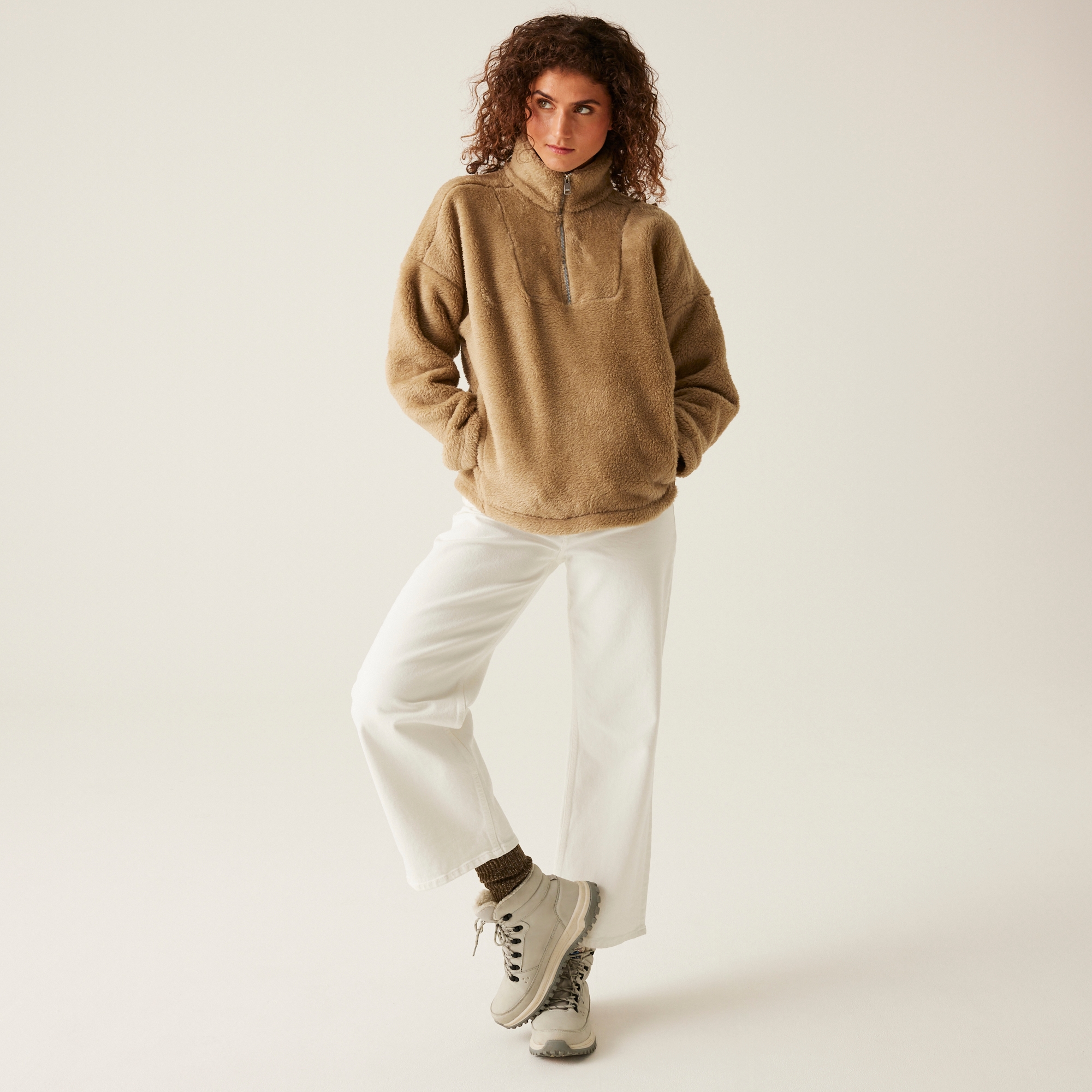 Women's Zeeke Fluffy Fleece | Barleycorn