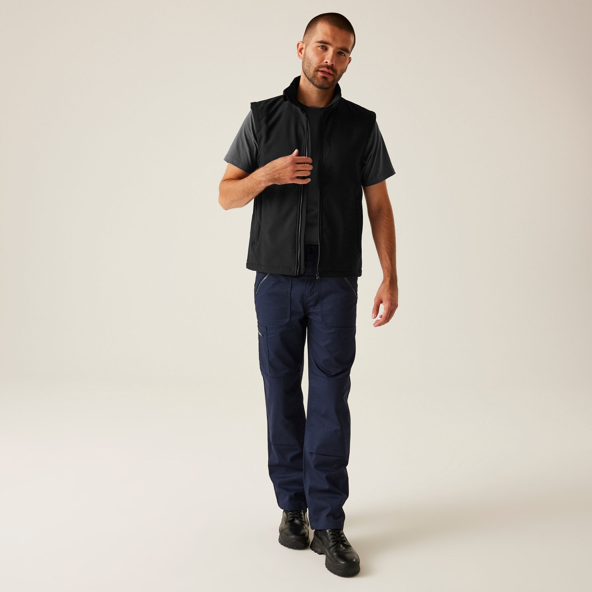 Men's Ablaze Printable Softshell Bodywarmer | Black