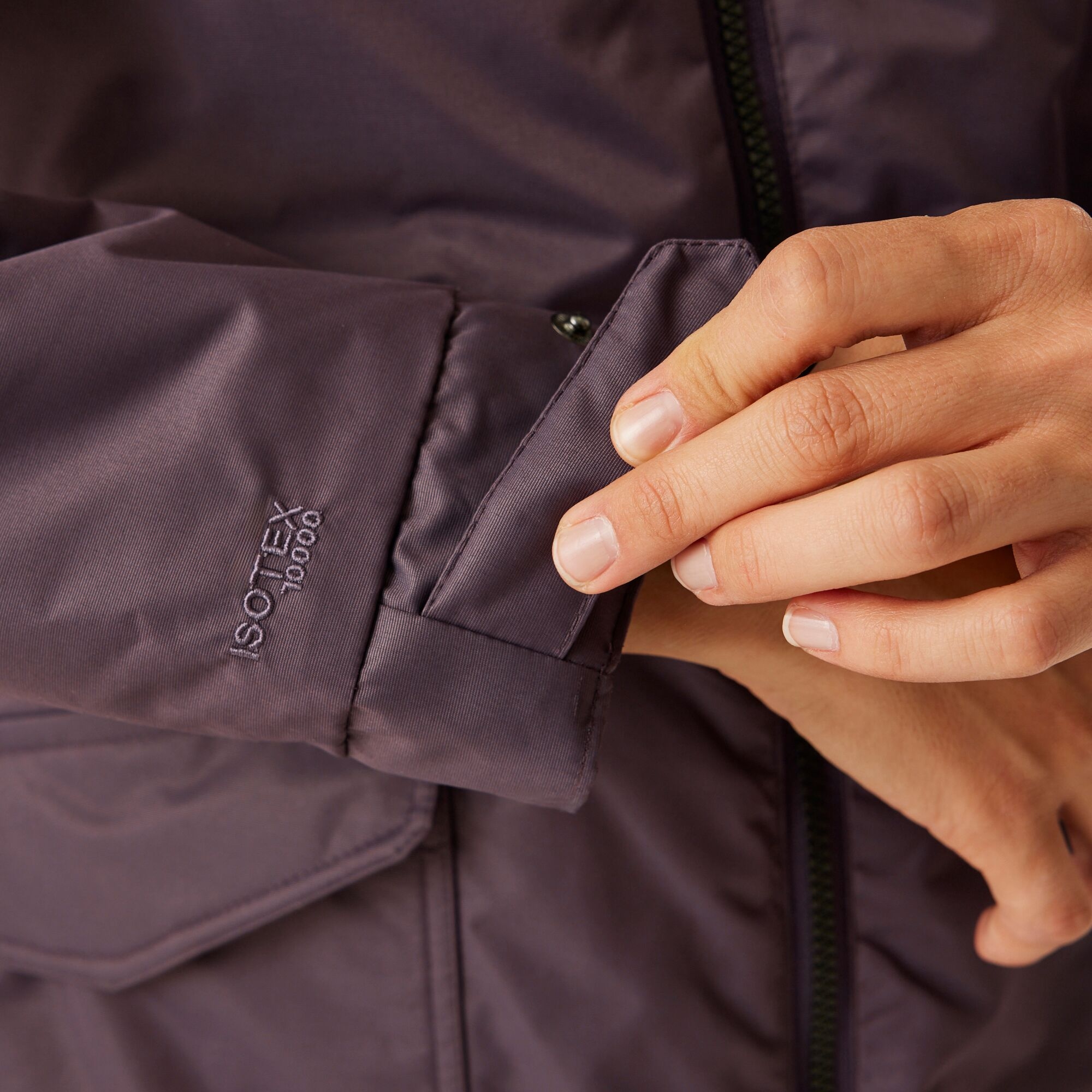Women's Romine II Waterproof Parka Jacket | Deep Plum Black