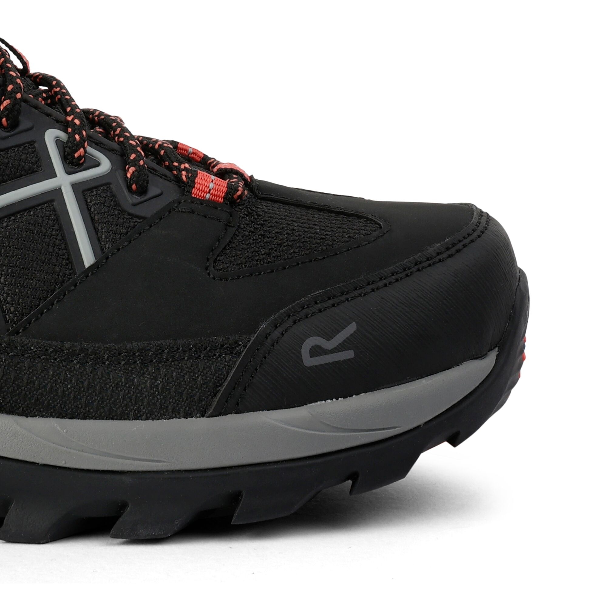 Women's Samaris III Low Walking Shoes | Black Satsuma