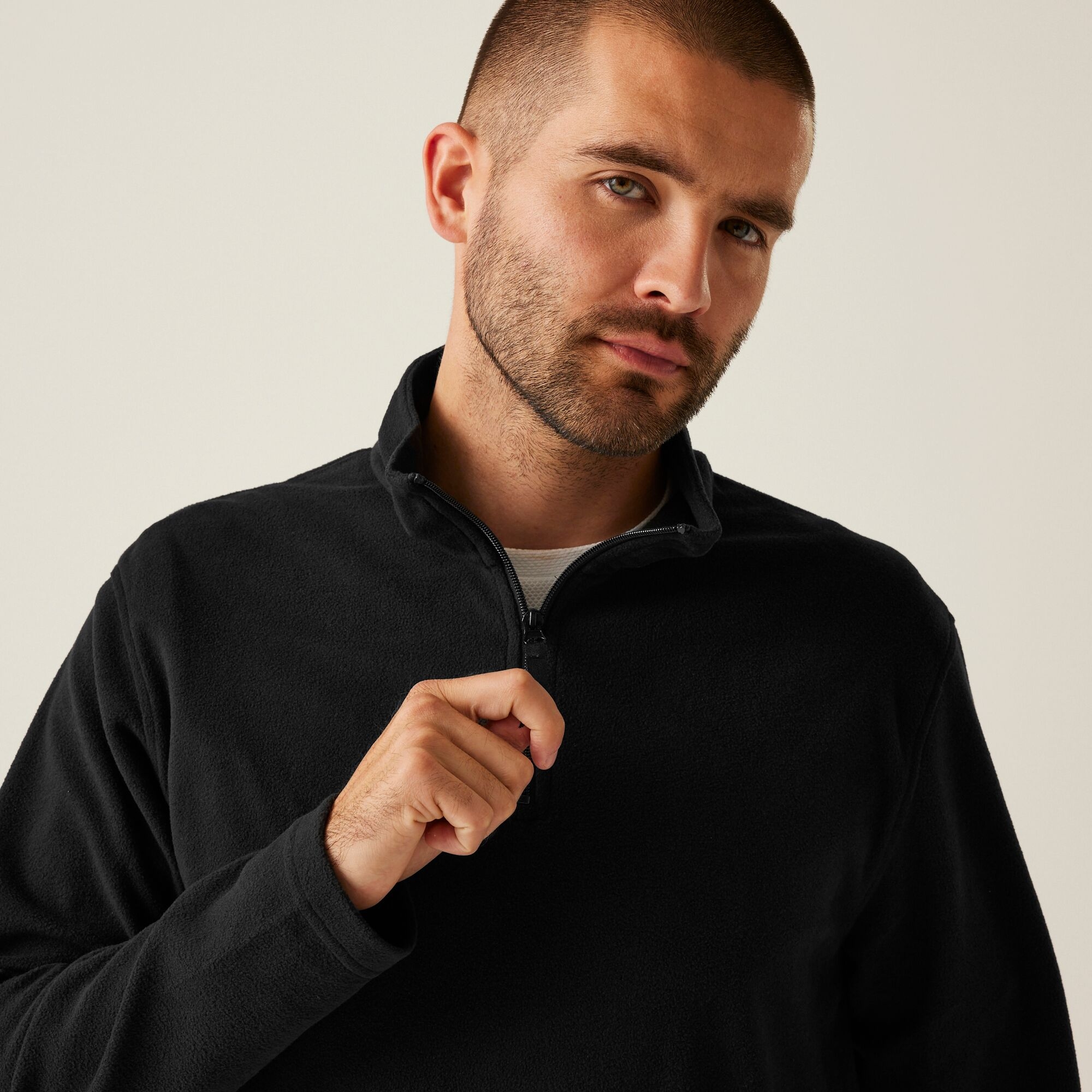 Men's Micro Lightweight Half Zip Fleece | Black