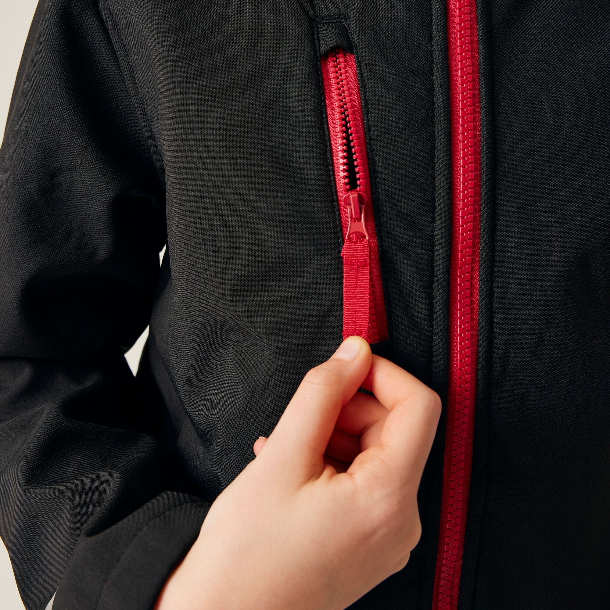 Kids' Ablaze 3-Layer Softshell Jacket | Black Classic Red