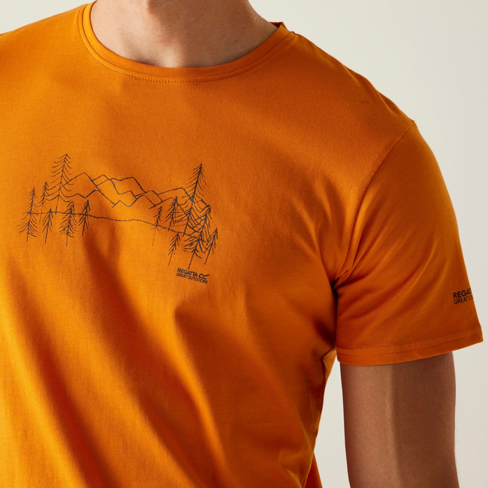 Men's Breezed V T-Shirt | Fox