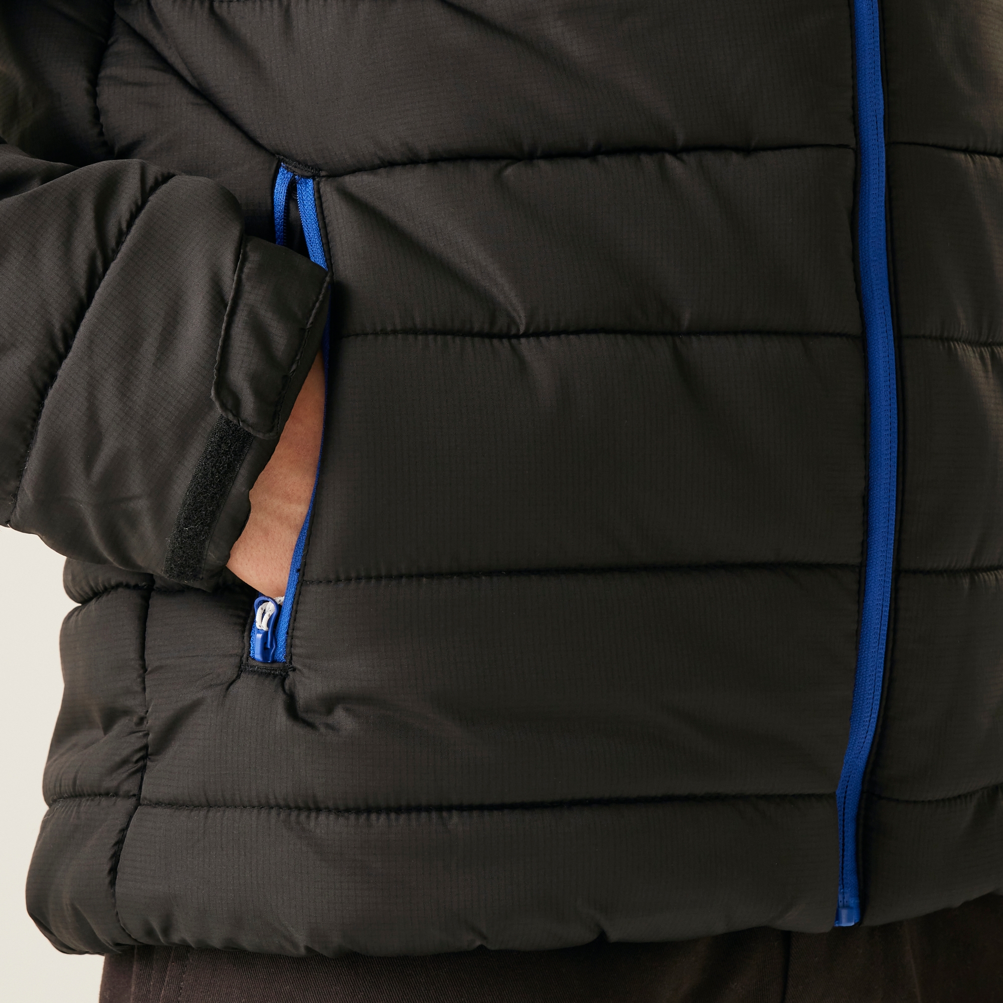 Men's Navigate Thermal Jacket | Black New Royal