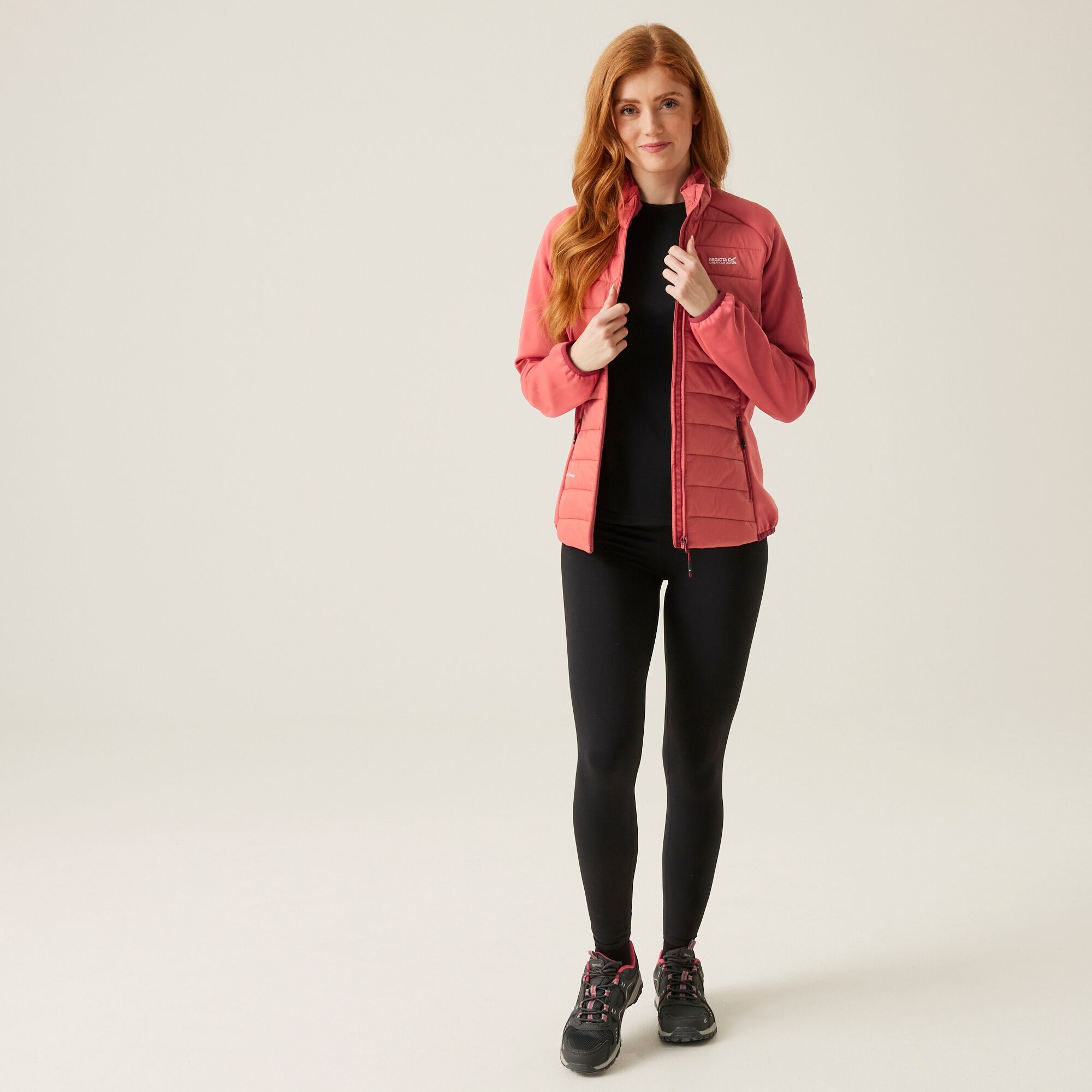 Women's Clumber V Hybrid Jacket | Mineral Red Rumba Red