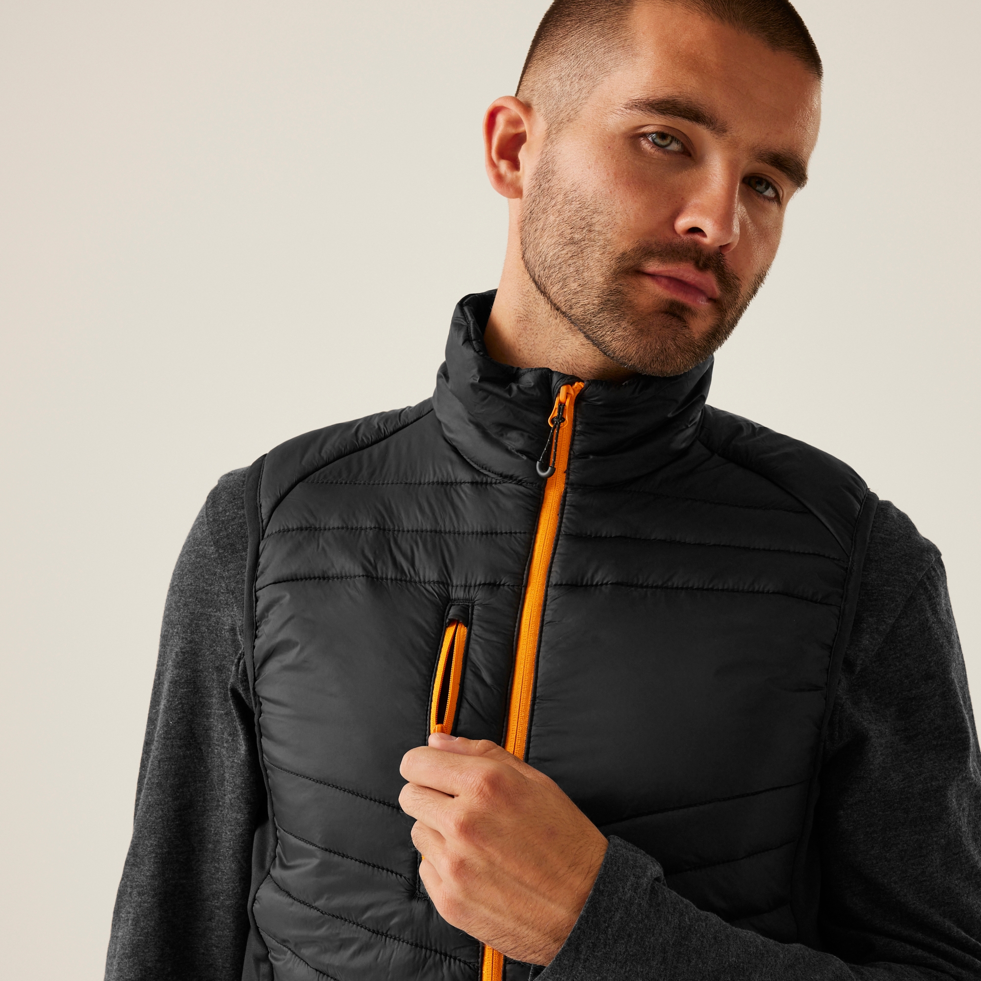 Men's Navigate Hybrid Bodywarmer | Black Orange Pop