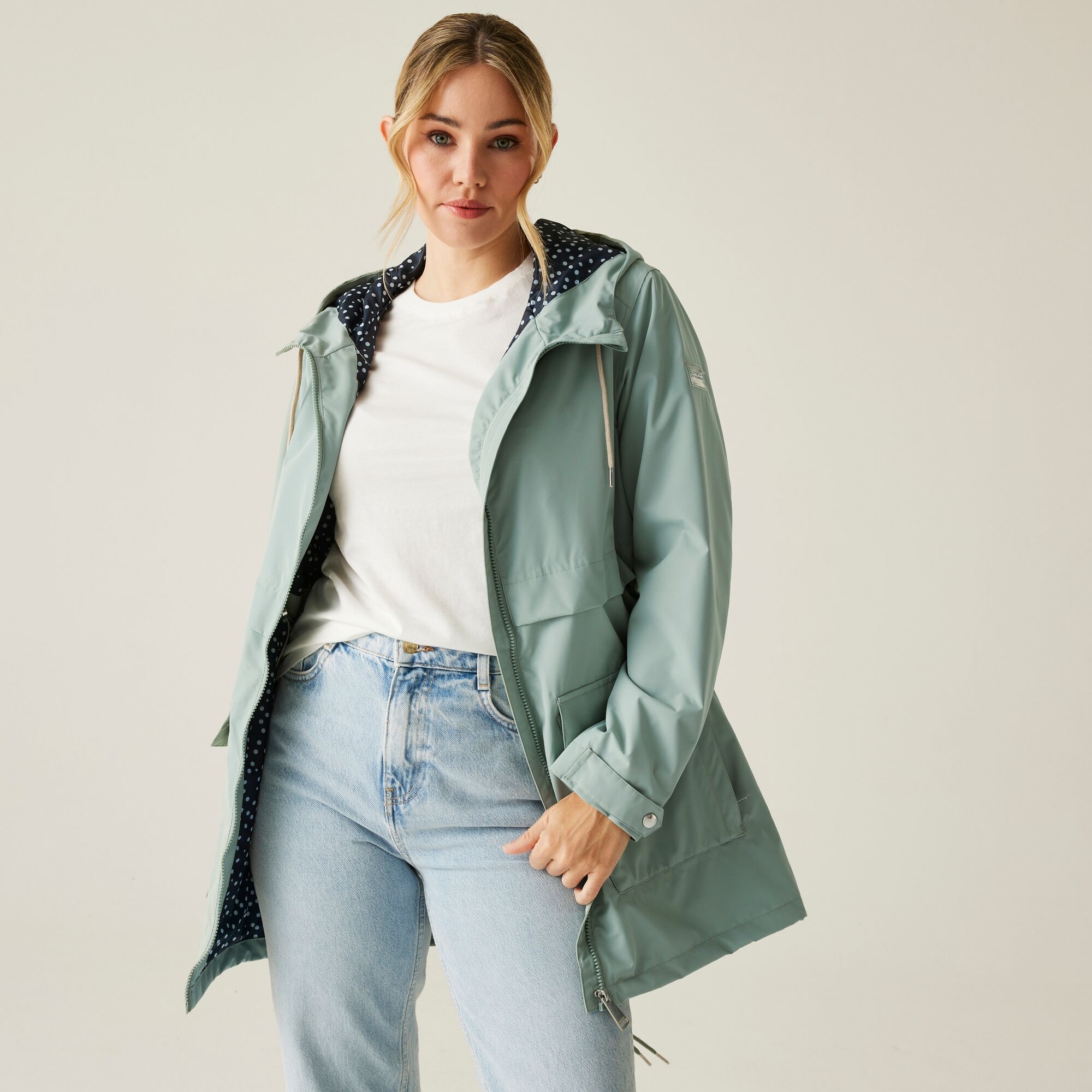 Women's Navaeh Waterproof Jacket | Glacier