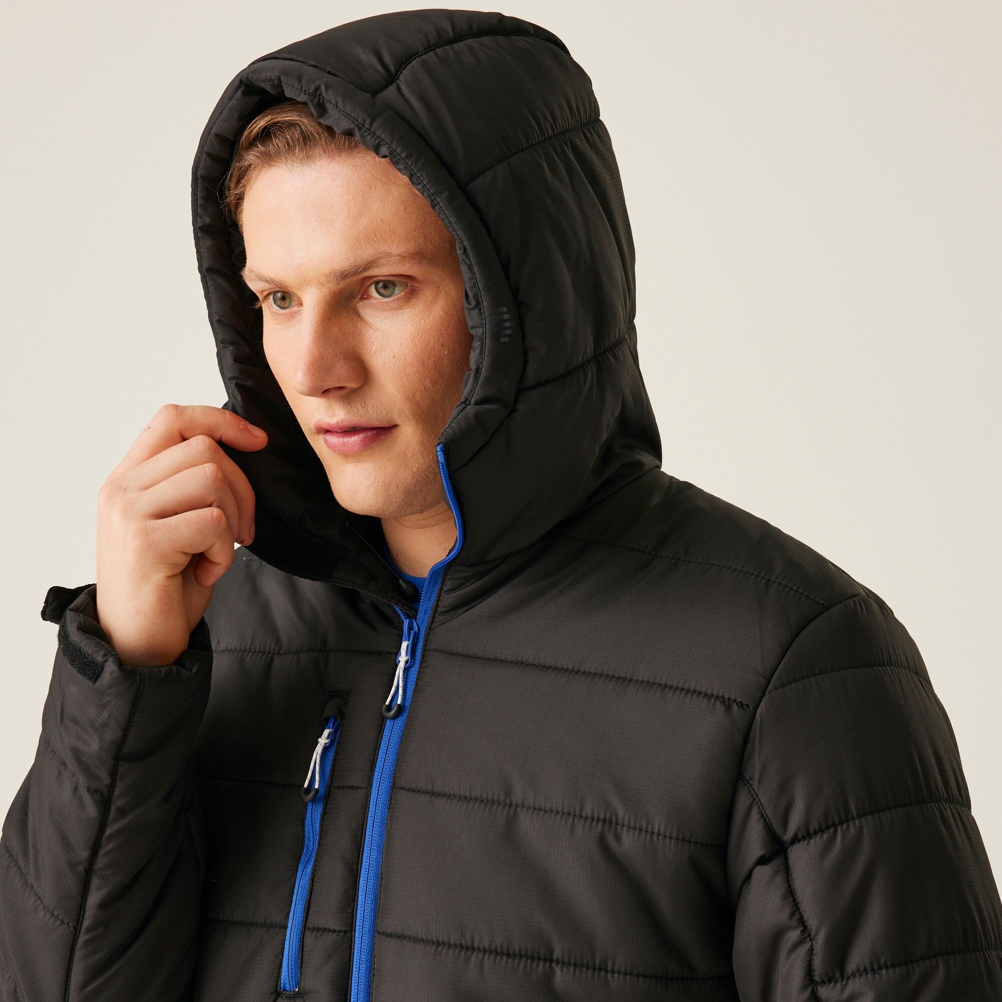 Men's Navigate Thermal Jacket | Black New Royal