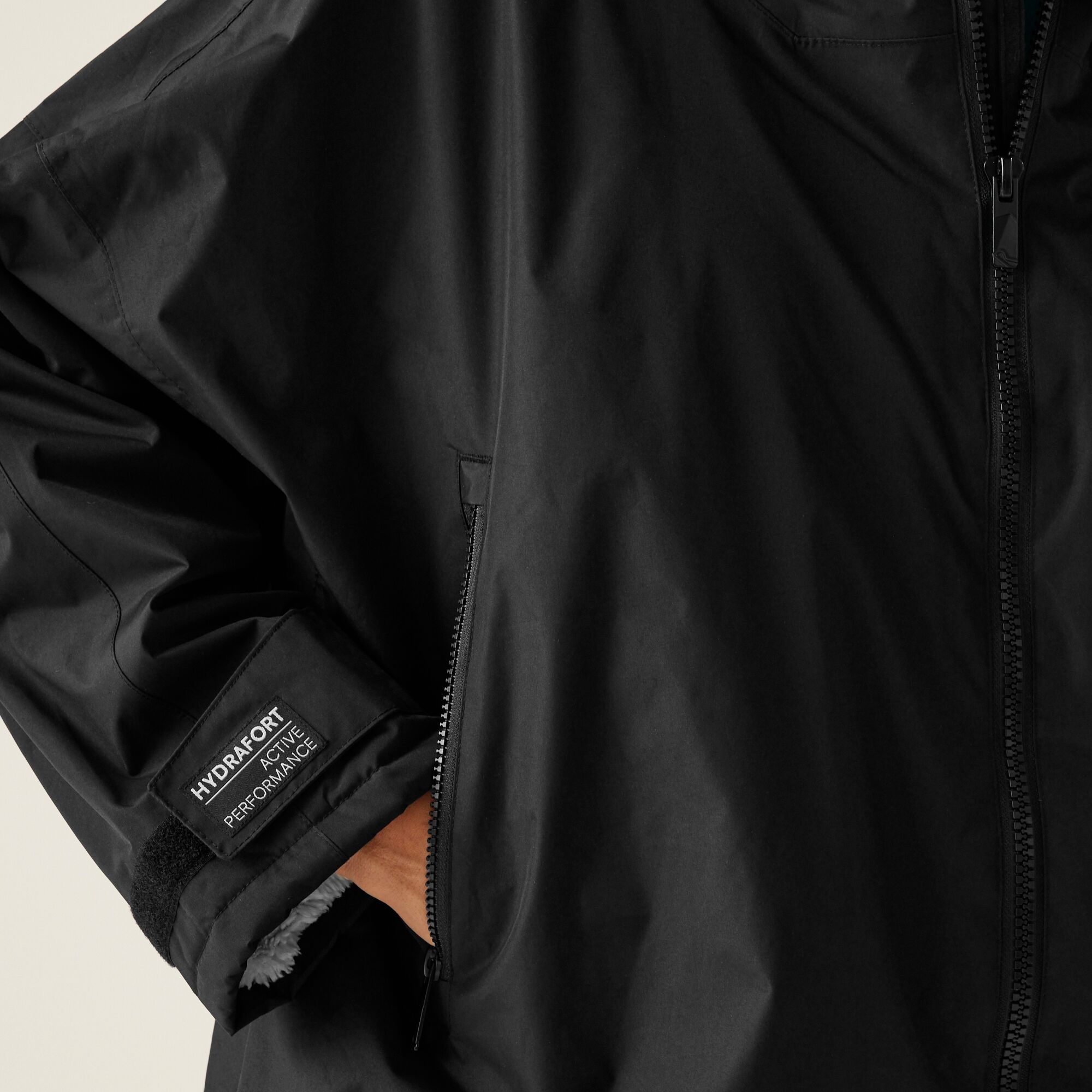 Adult's Waterproof Changing Robe | Black