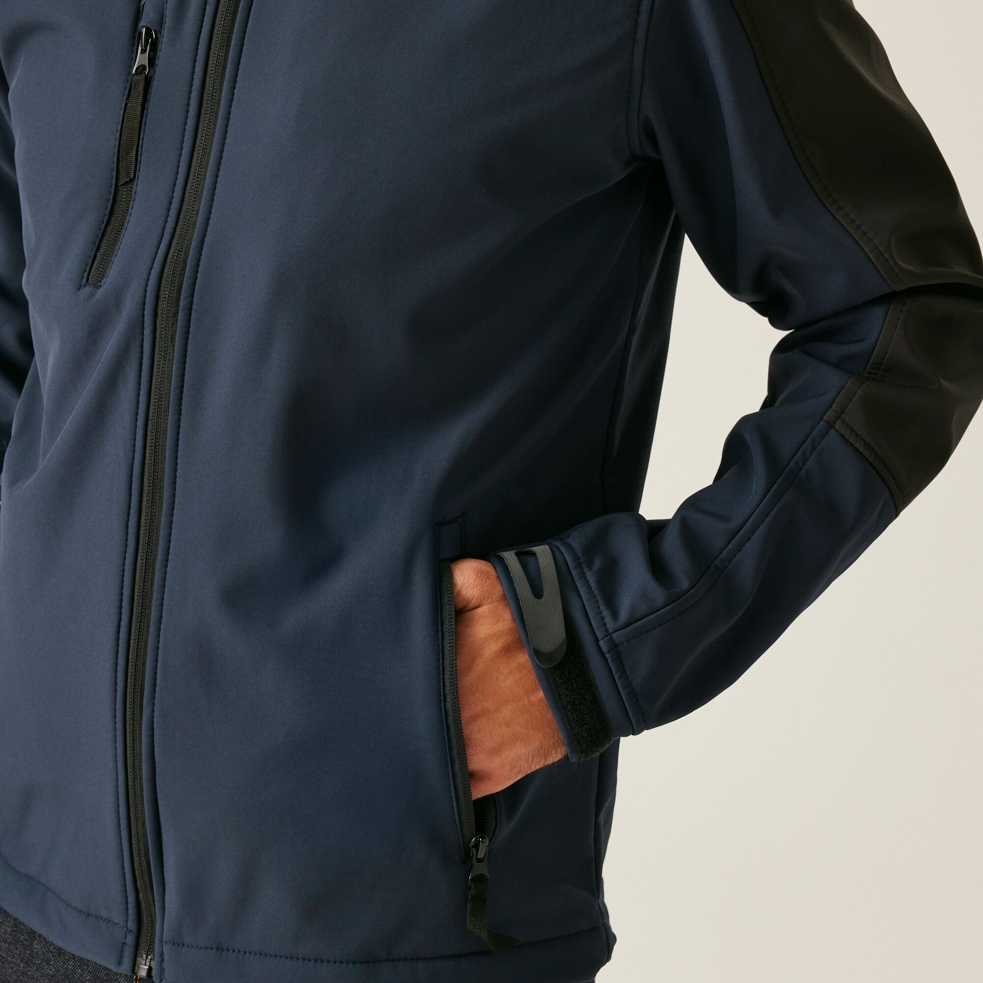 Men's Hydroforce 3 Layer Membrane Hooded Softshell Jacket | Navy