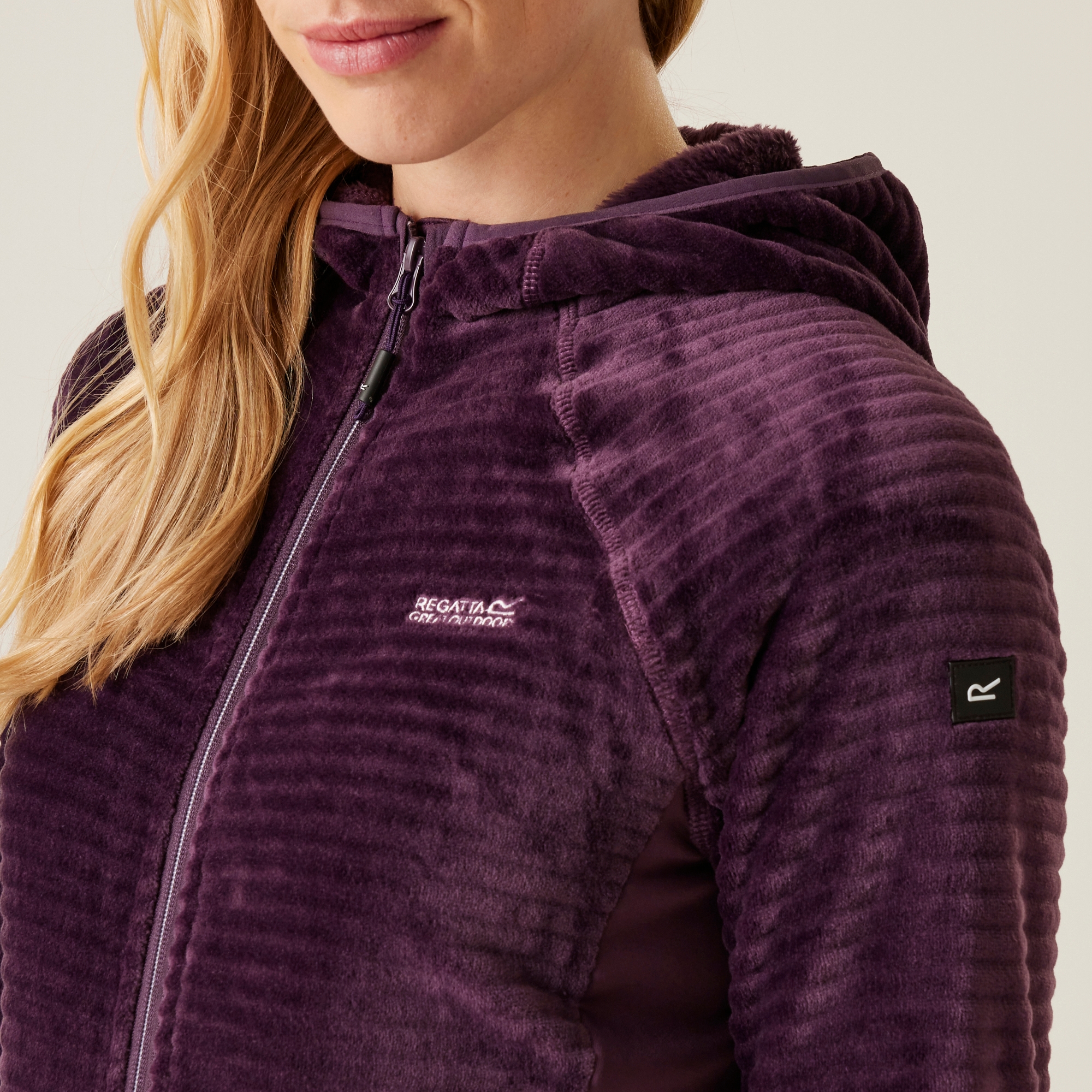 Women's Endra Hooded Fleece | Deep Plum