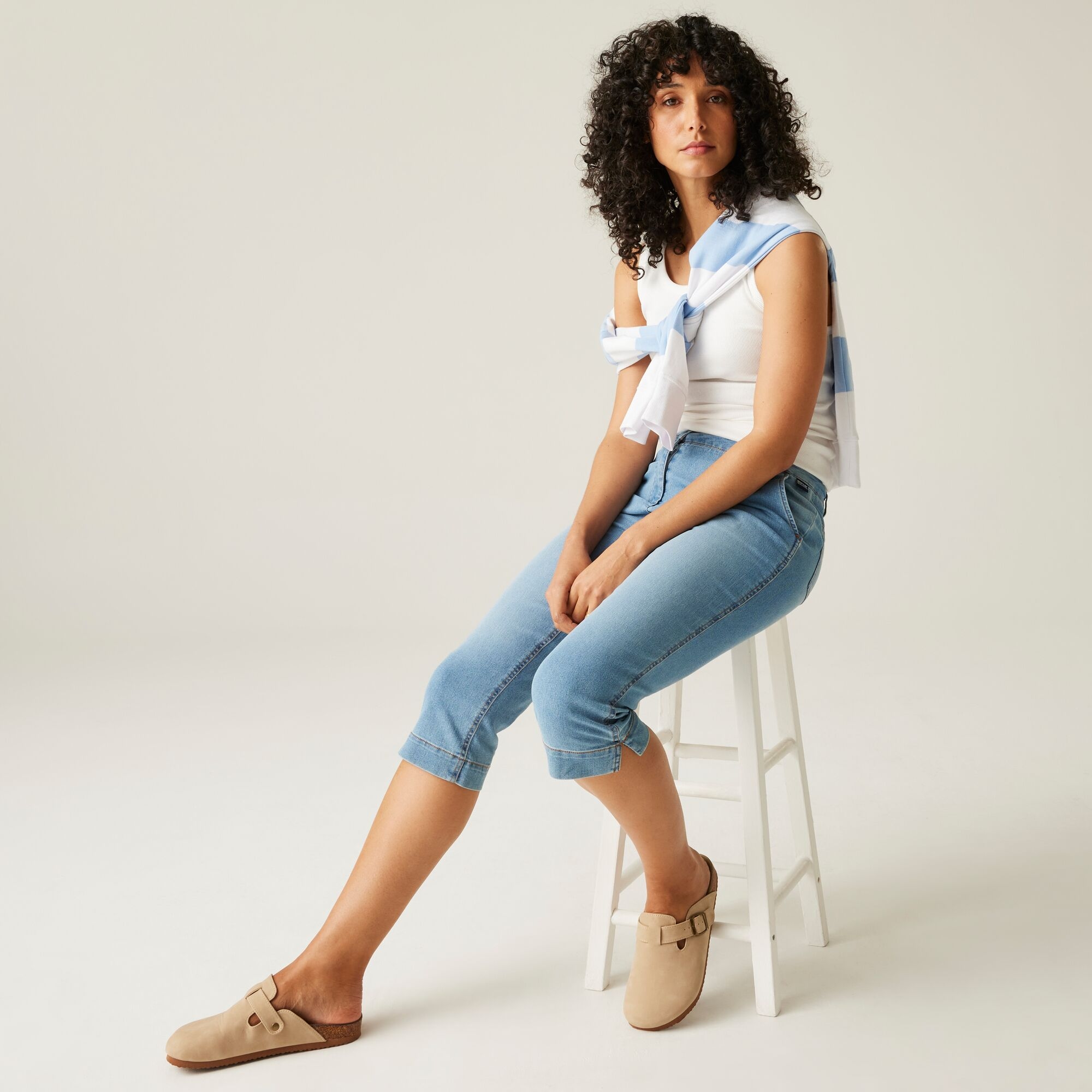 Women's Bayletta Capri Trousers | True Denim Light Blue