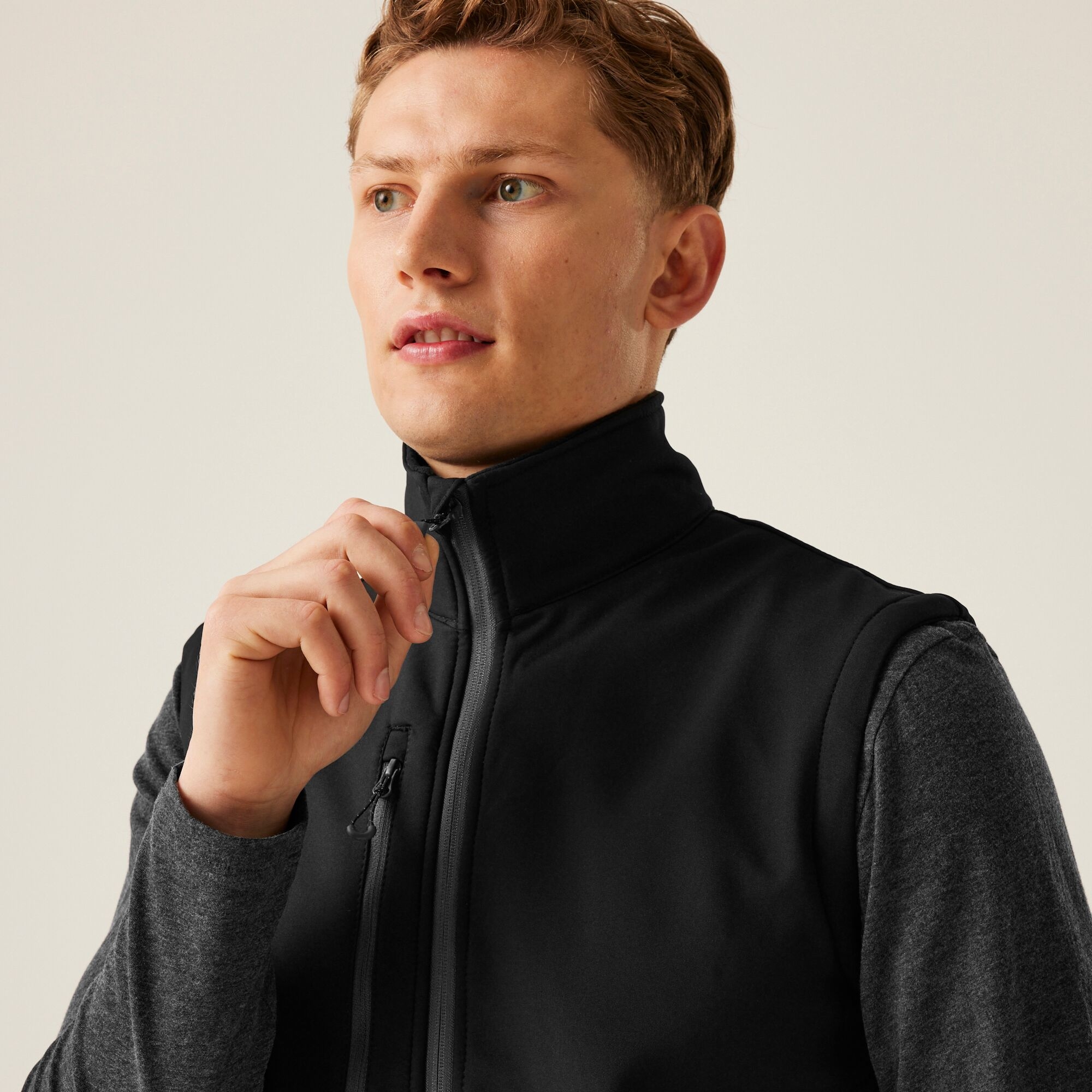 Men's Honestly Made Recycled Printable Softshell Bodywarmer | Black