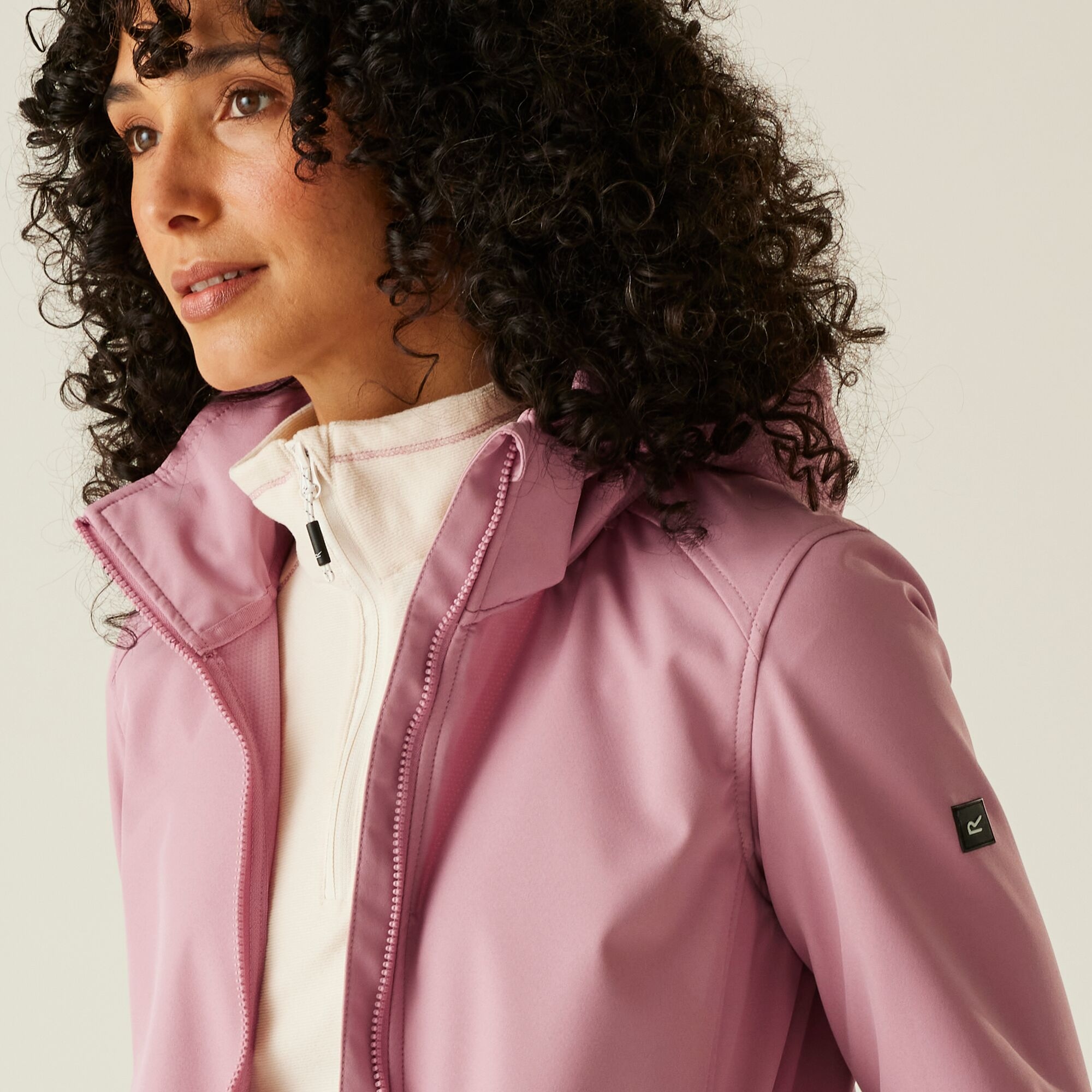 Women's Carisbrooke Softshell Jacket | Lilas Light Vanilla