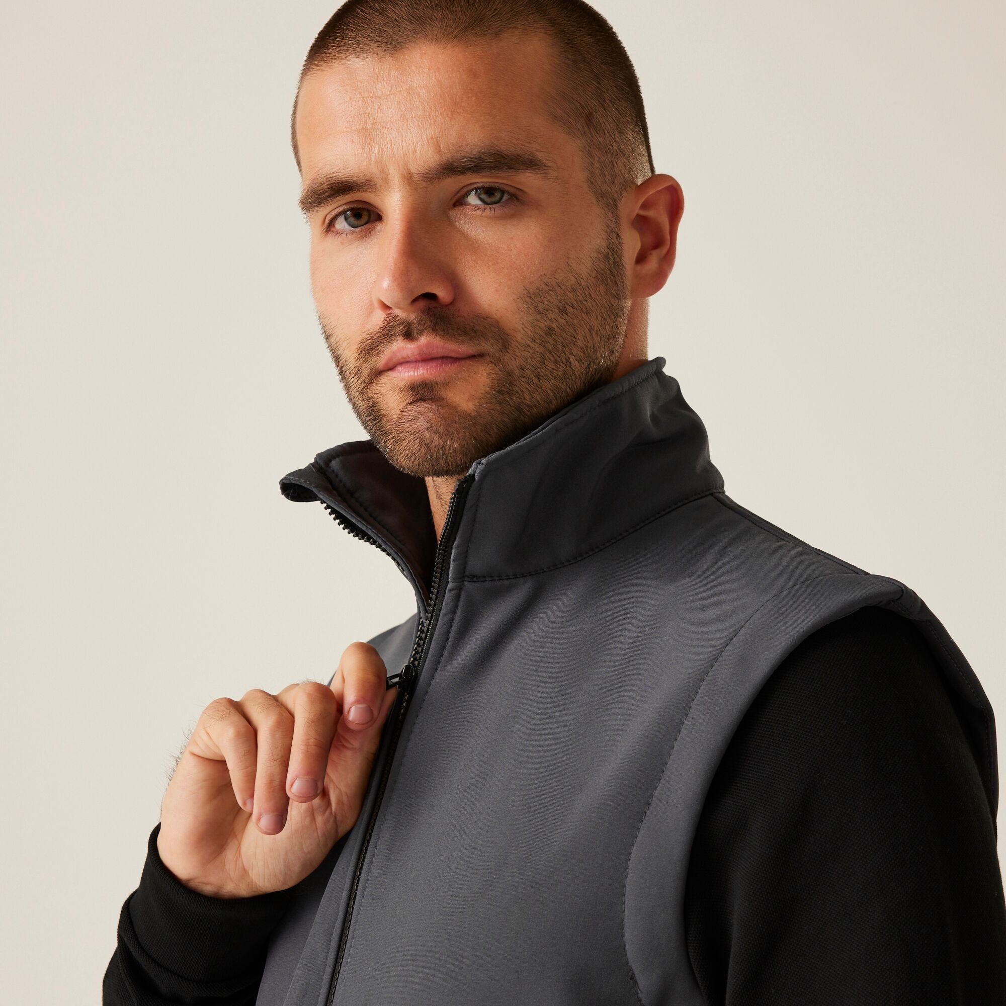 Men's Ablaze Printable Softshell Bodywarmer | Seal Grey Black