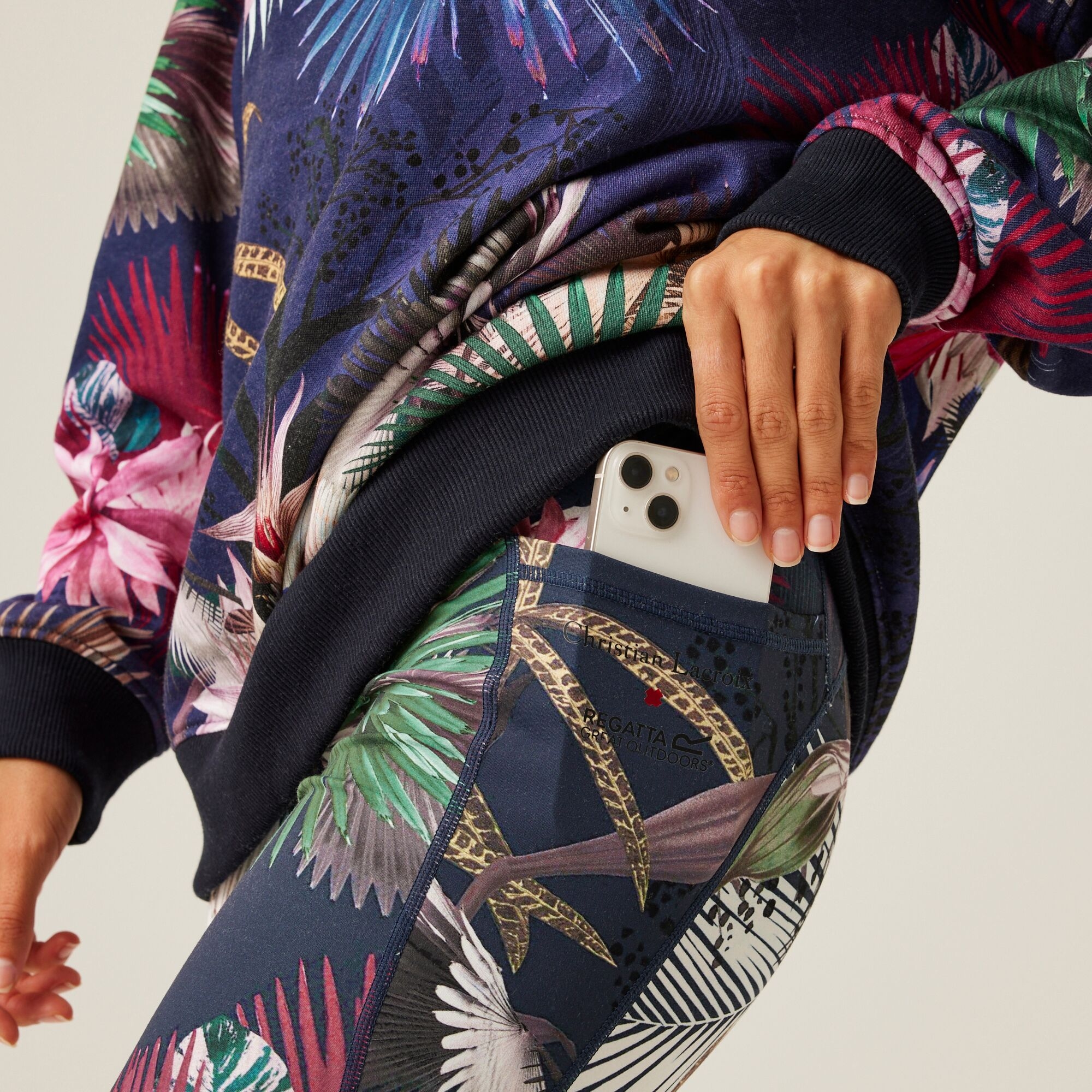 Christian Lacroix - Women's Saint Giles II Leggings | Oiseau De Bengale Print