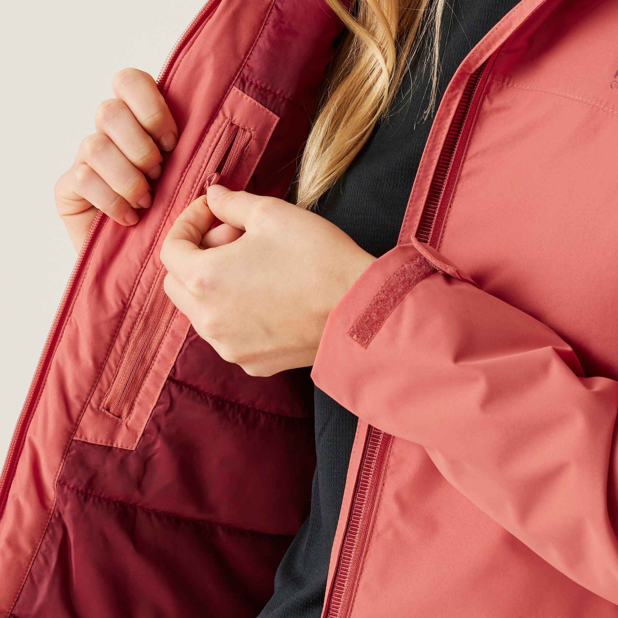Women's Frelton Waterproof Jacket | Mineral Red Rumba Red