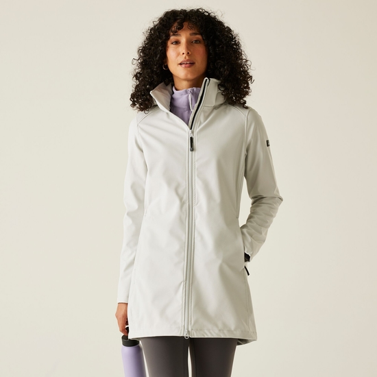 Women's Carisbrooke Softshell Jacket | Oyster Mushroom Wisteria