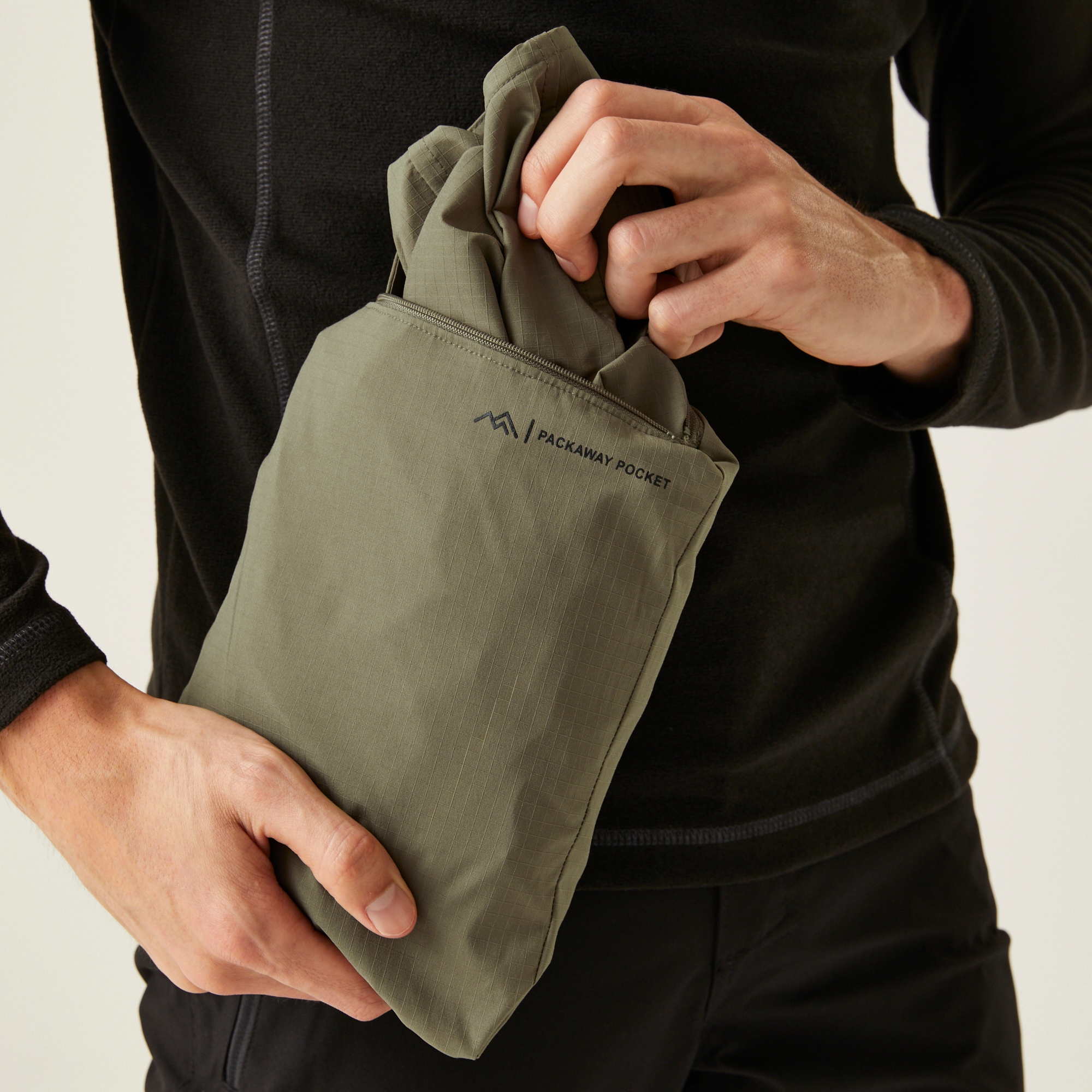 Men's Insect-Repellent Light Pack Away Gilet | Treetop