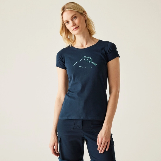 Women's Breezed V T-Shirt | Wisteria