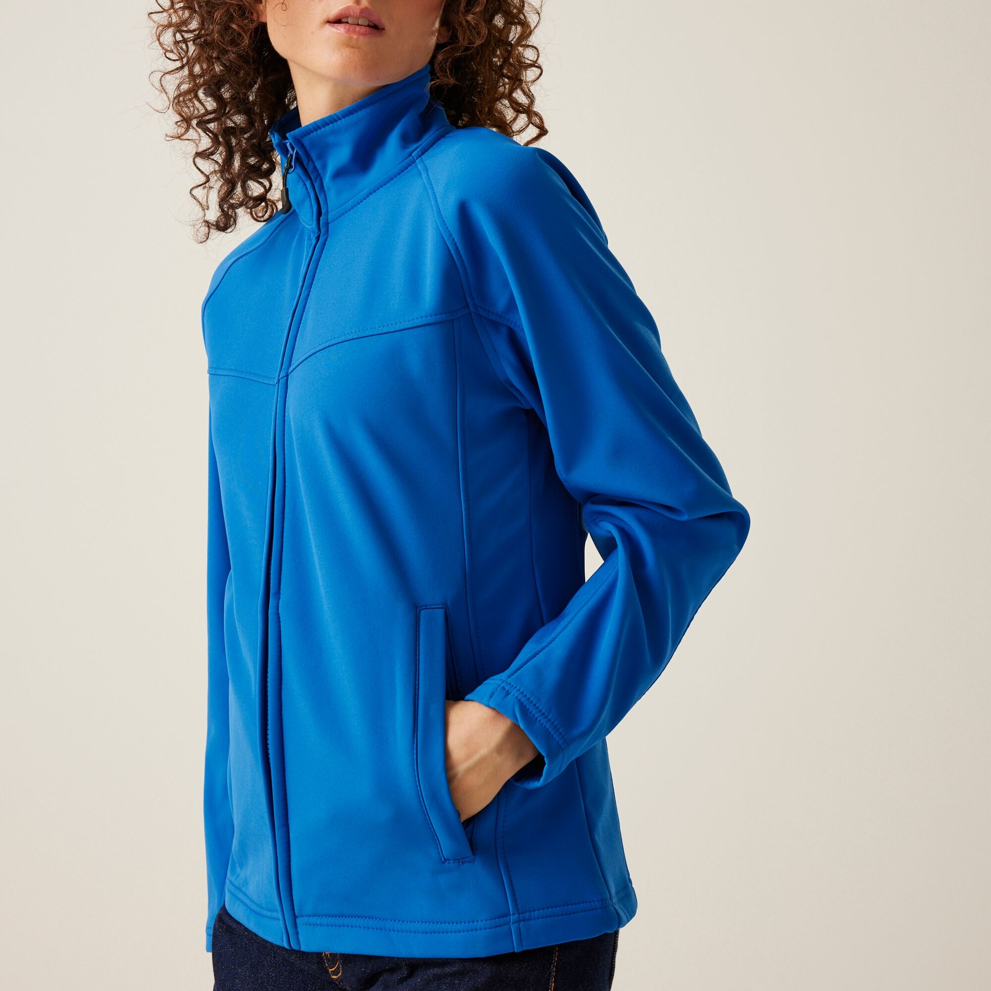Women's Uproar Interactive Softshell Jacket | Oxford Blue Seal Grey