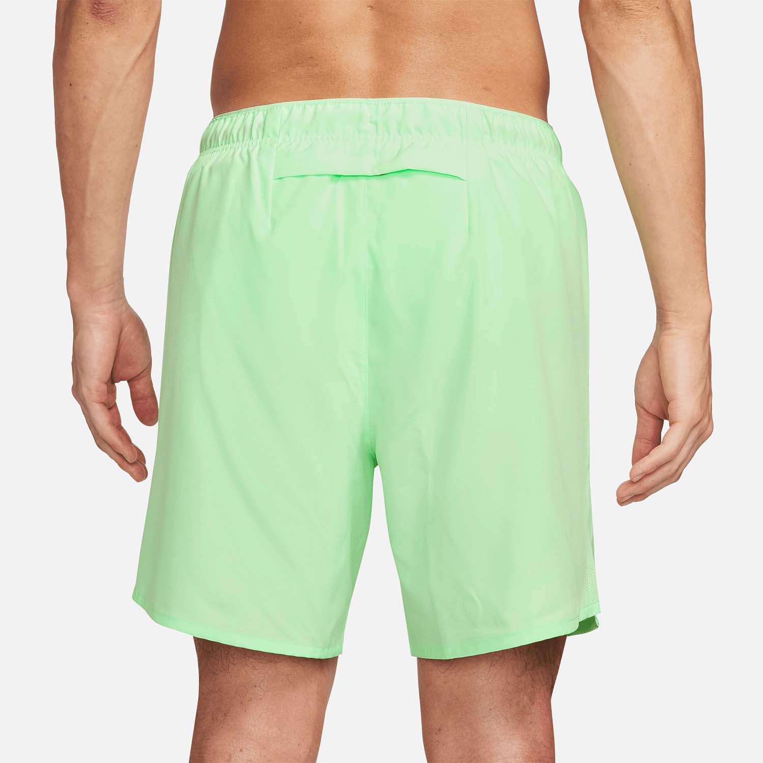 Nike Challenger Logo 7in Pantaloncini Vapor Green/Reflective Silver