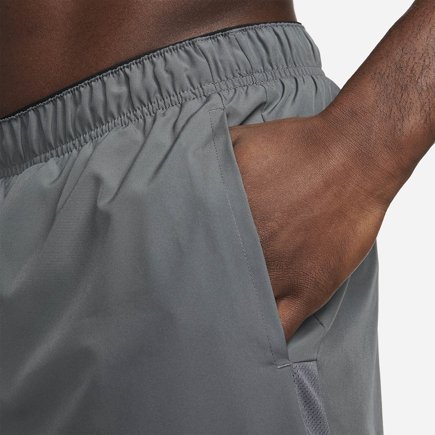 Nike Dri-FIT Challenger Flash 5in Pantaloncini Iron Grey/Black/Reflective Silver