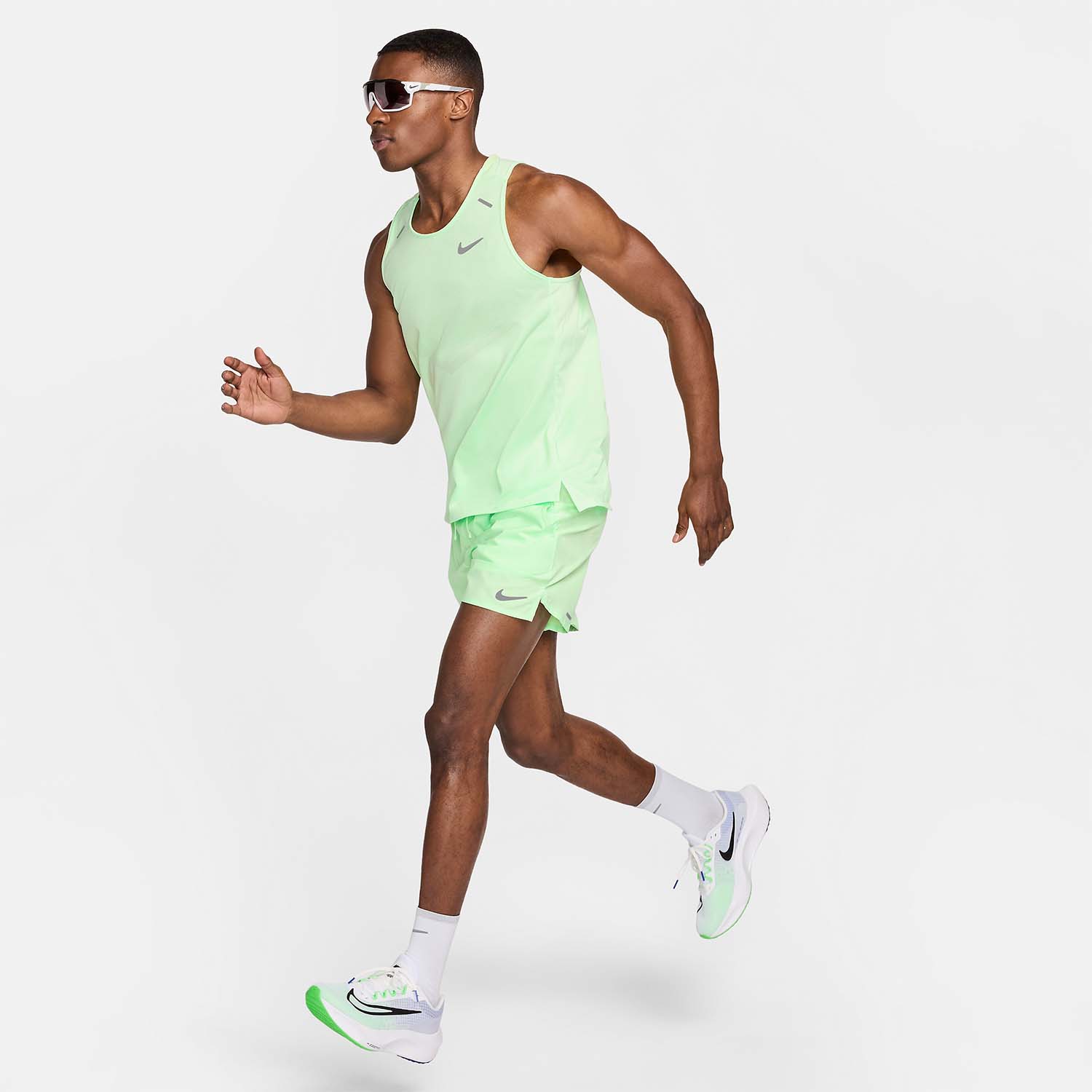 Nike Dri-FIT Stride 7in Pantaloncini Vapor Green/Reflective Silver