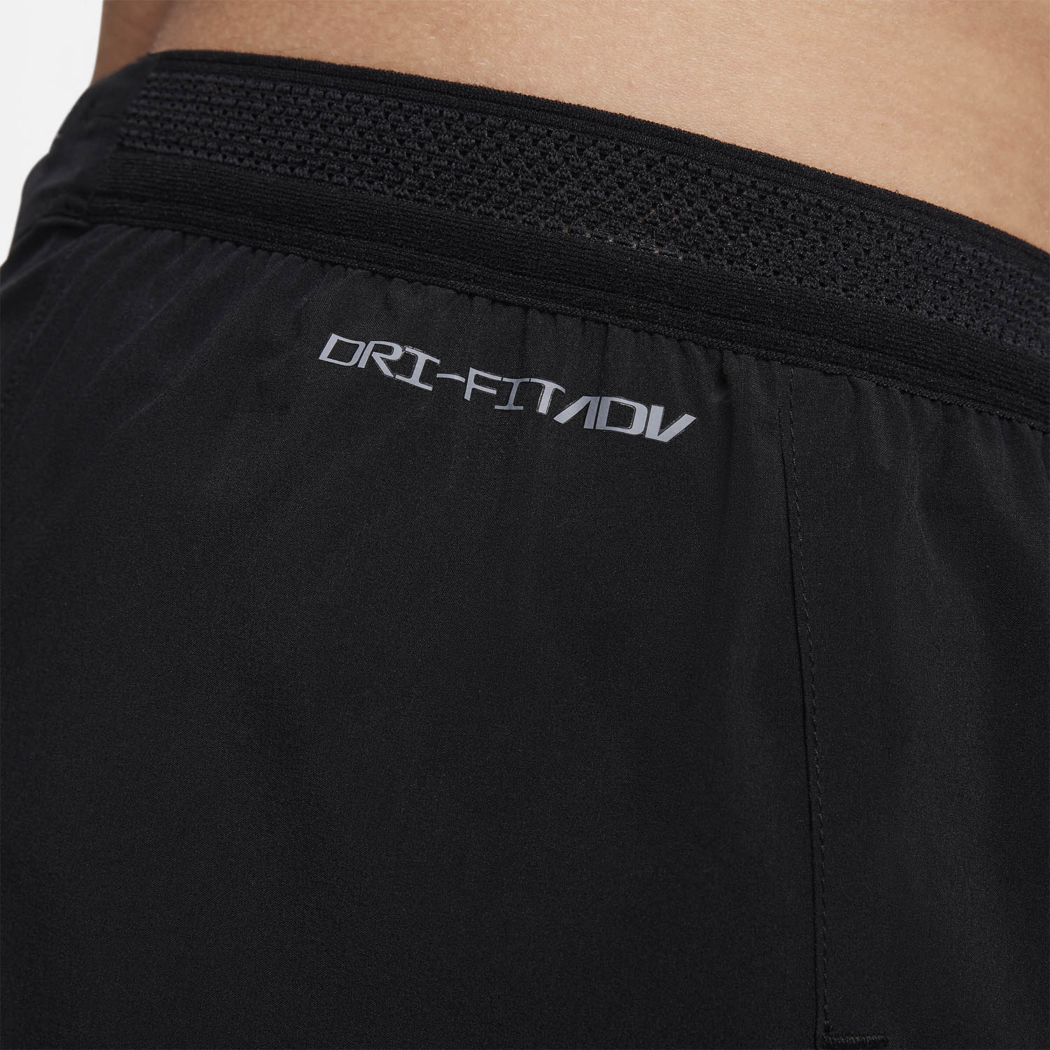 Nike Dri-FIT ADV AeroSwift 4in Pantaloncini Black/Summit White