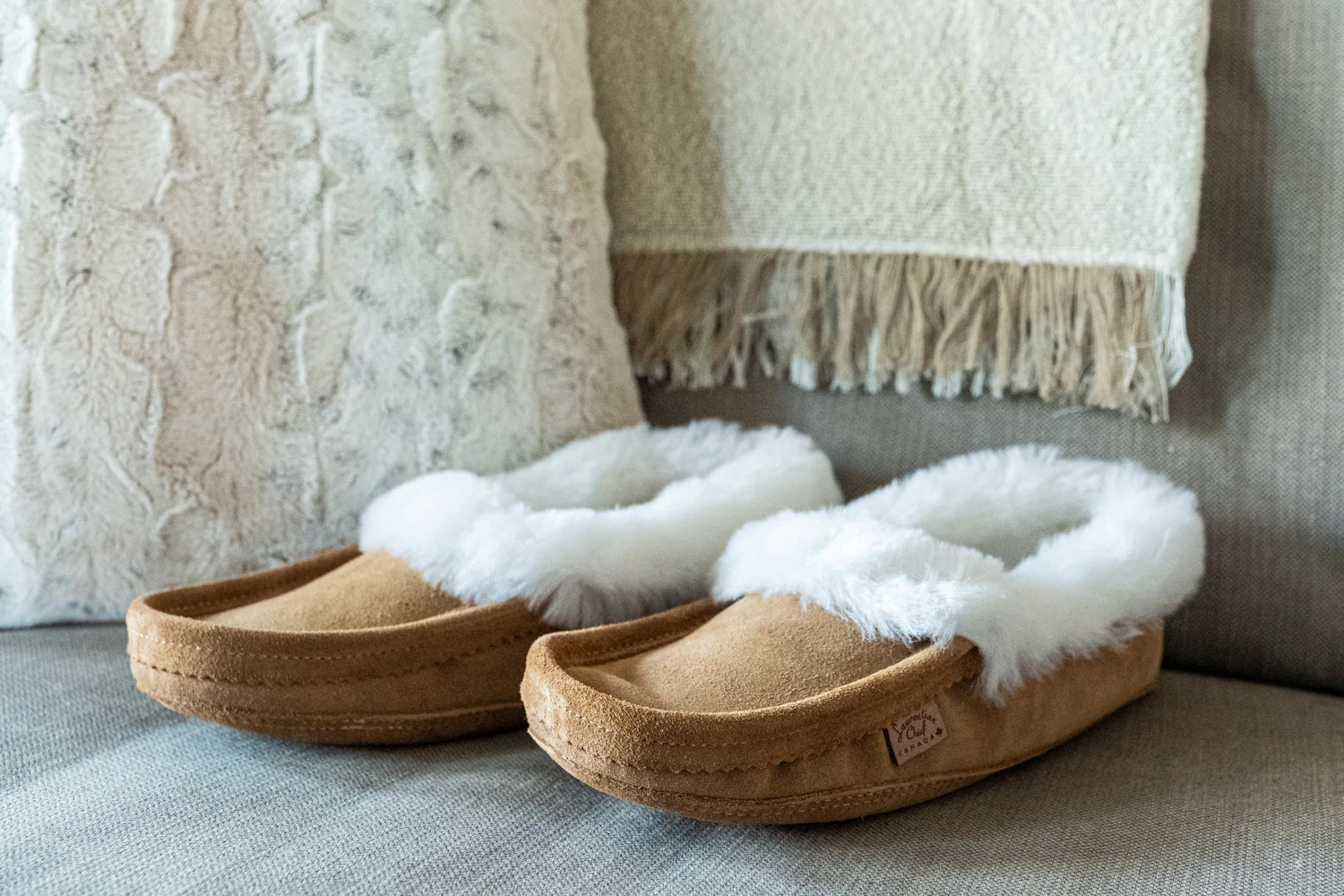 Men's Sheepskin Moccasins