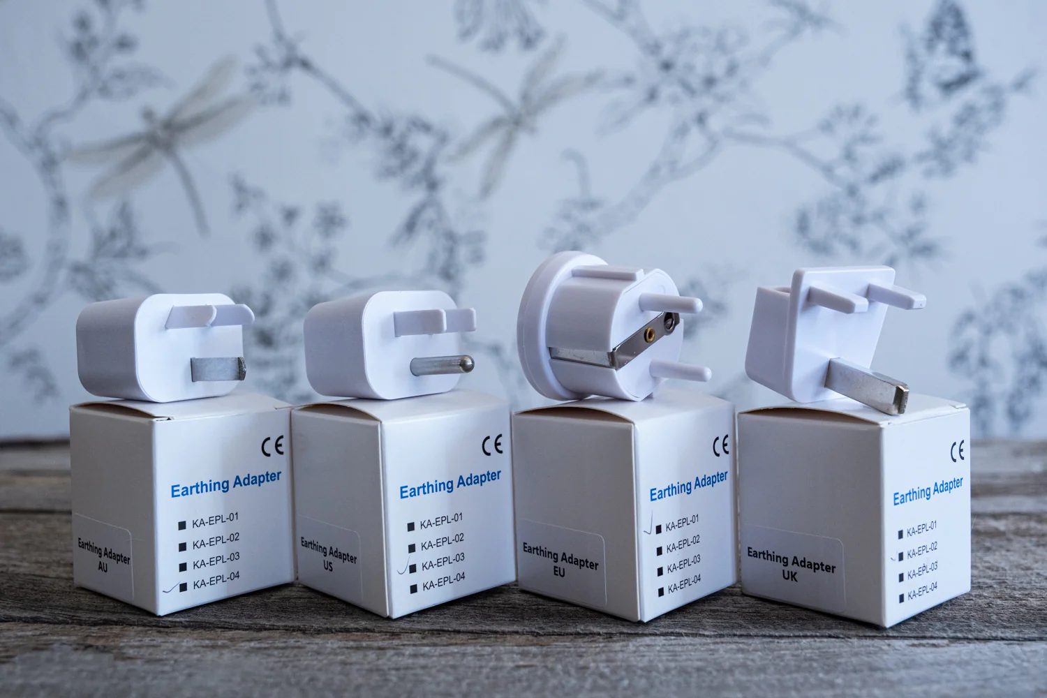 International Earthing Outlet Adapter