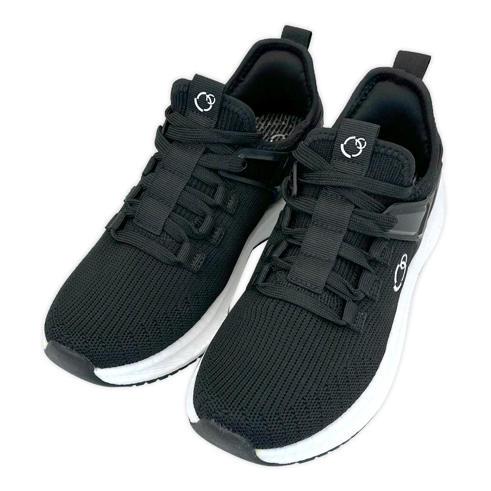 Grounding Lightweight Runners on FINAL CLEARANCE