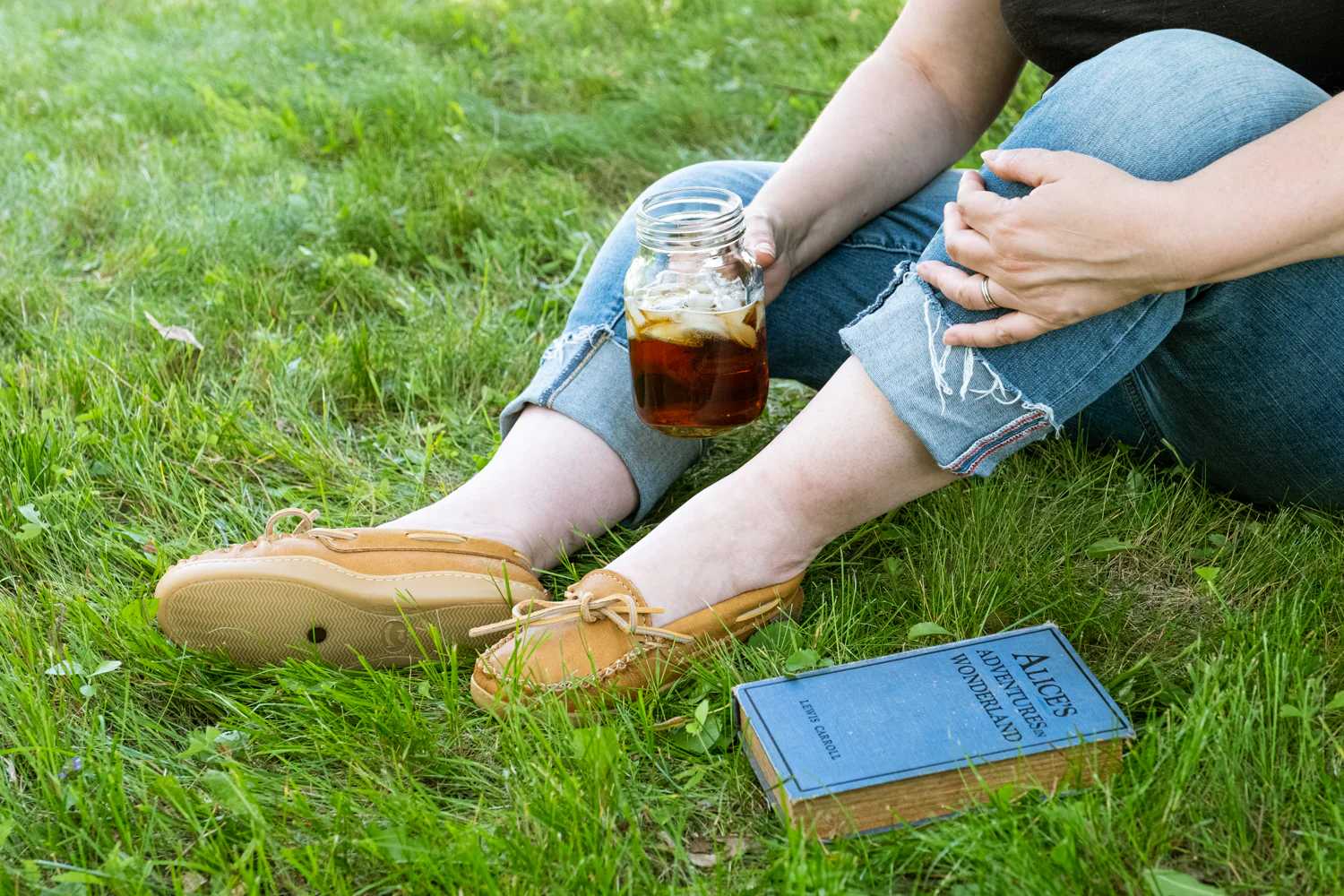 Women's Earthing Moose Hide Leather Moccasin Shoes