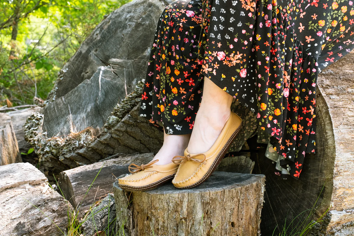Women's Earthing Ballet Flat Moccasins Moose Hide